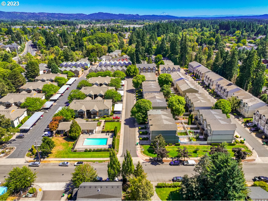 19956 SW CEDAR GROVE LN