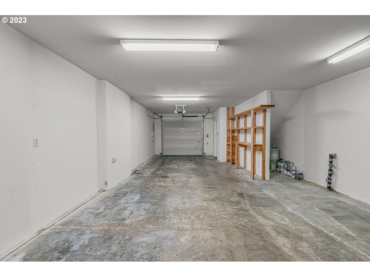 19956 SW CEDAR GROVE LN