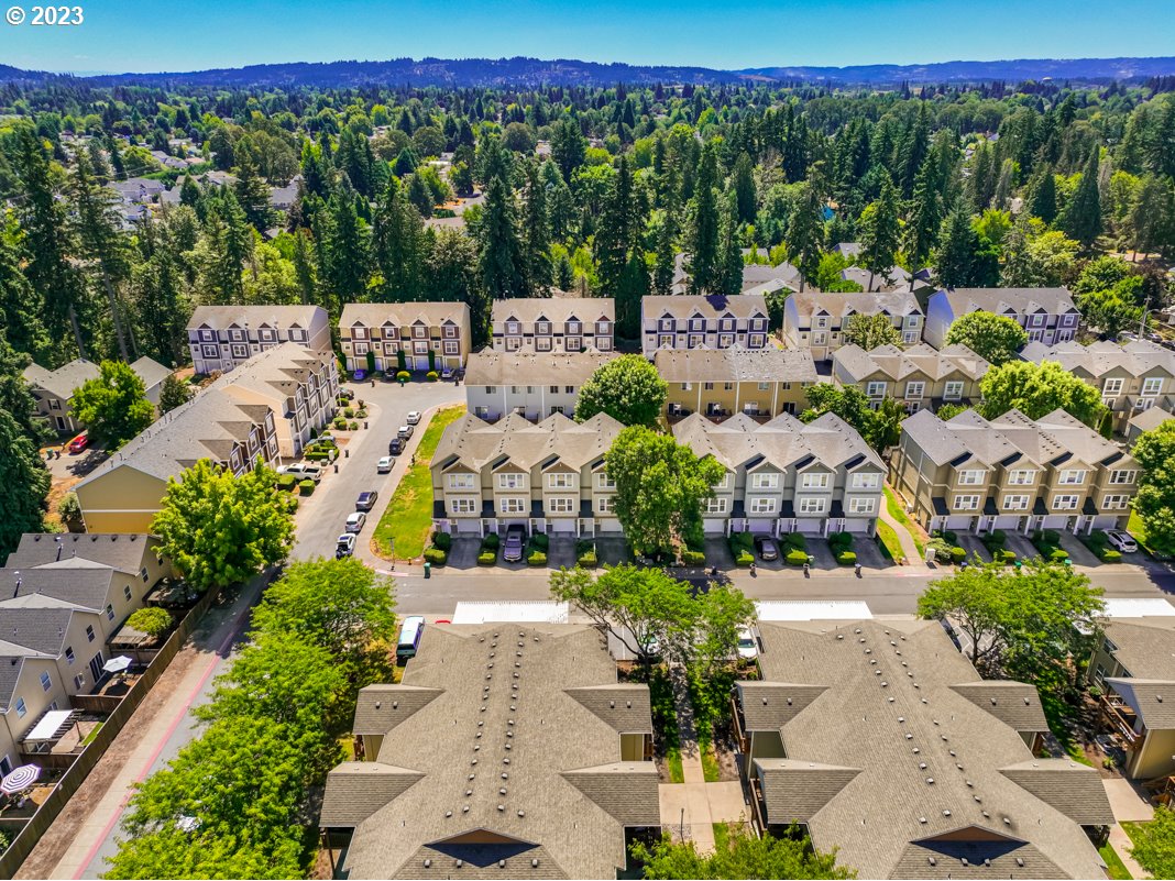 19956 SW CEDAR GROVE LN