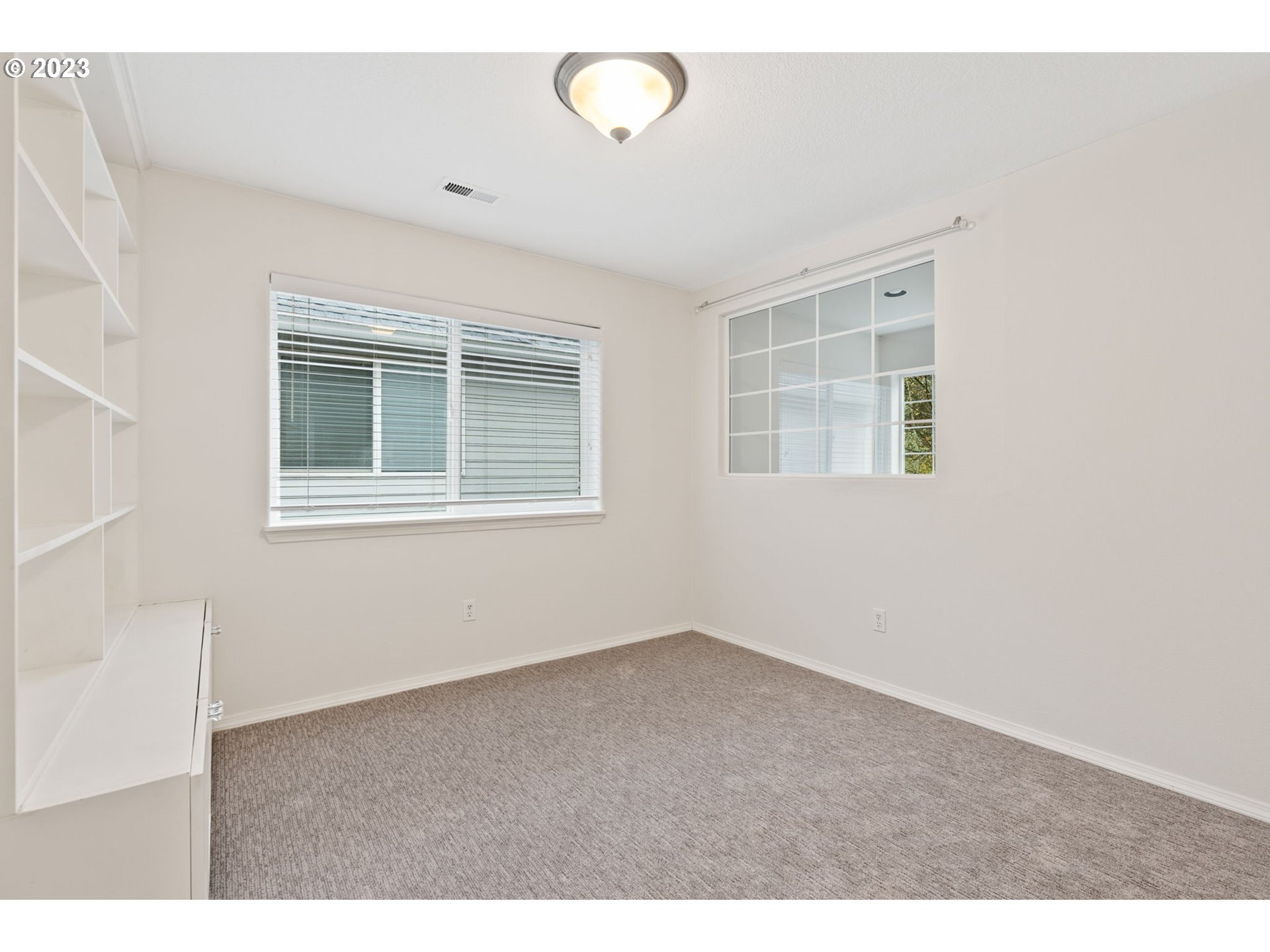 3729 SW STEPHENSON ST