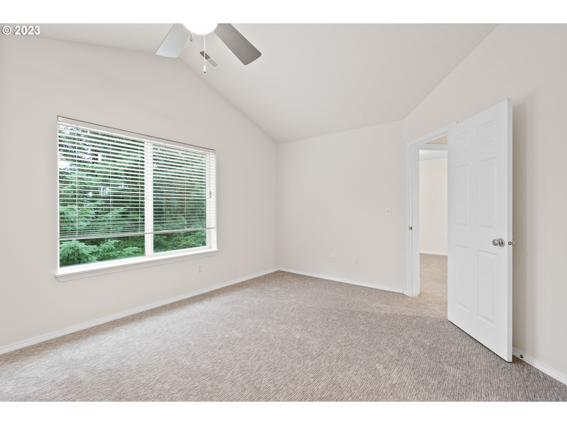 3729 SW STEPHENSON ST