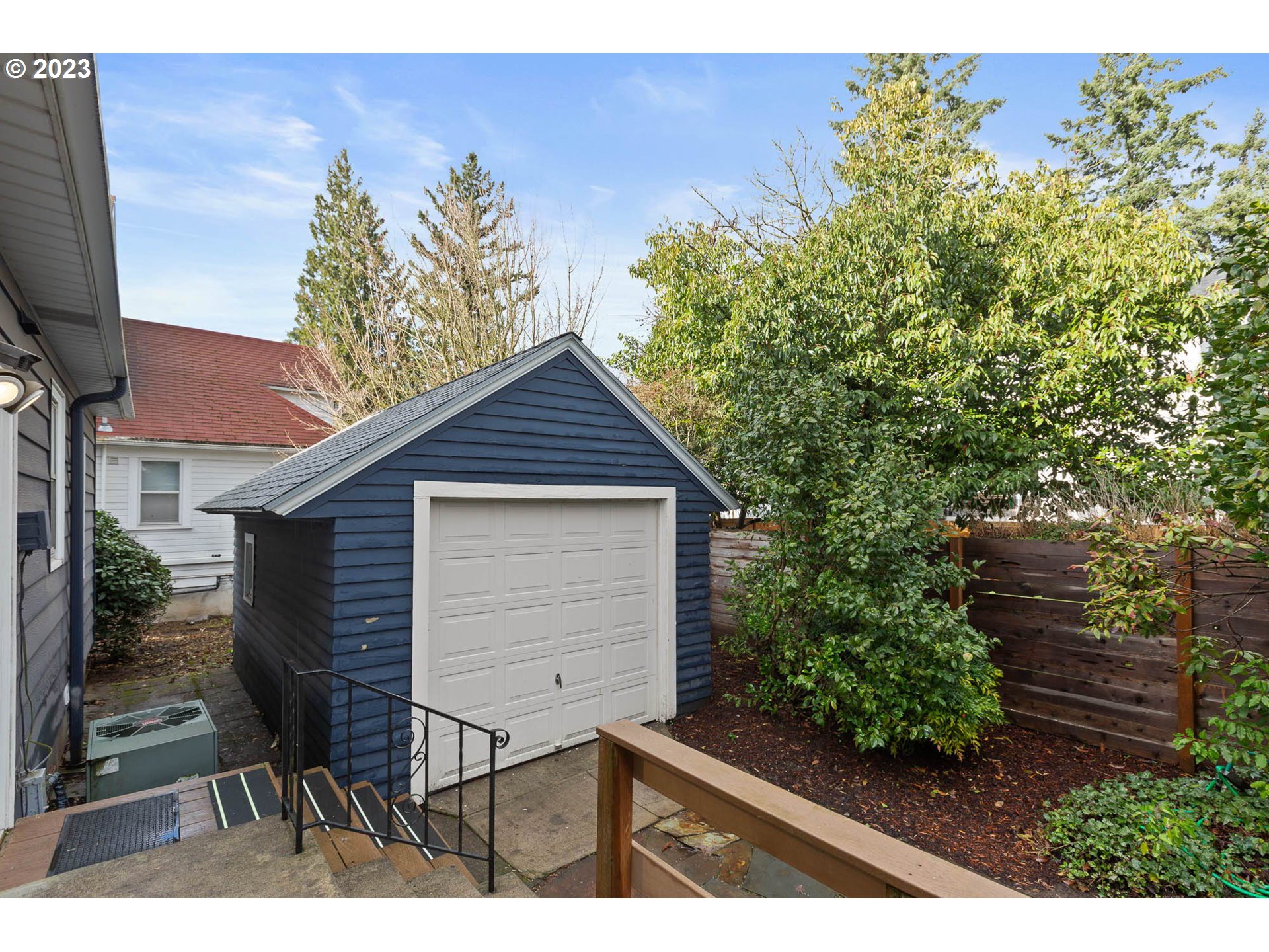 2905 N KILLINGSWORTH ST