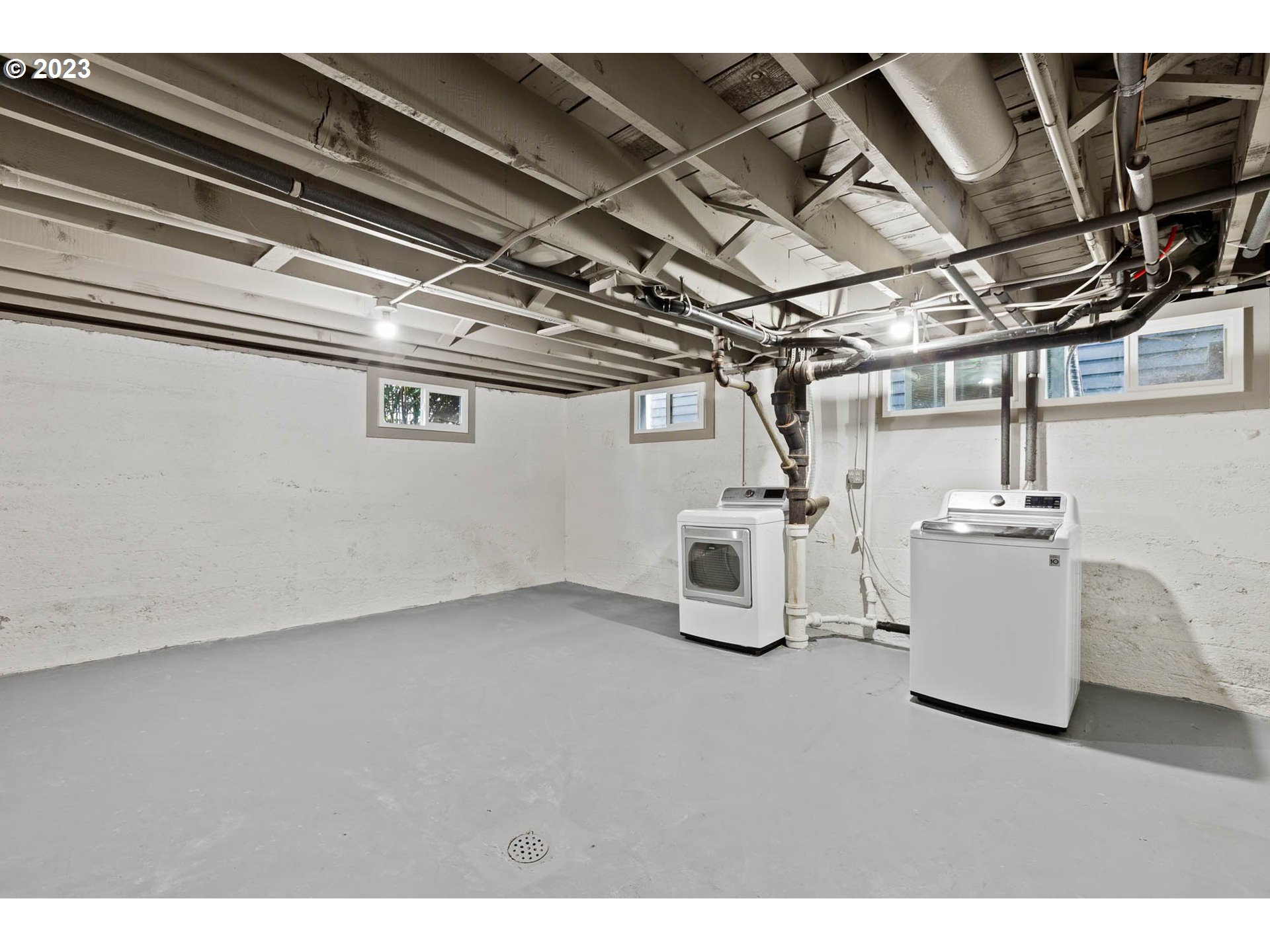 2905 N KILLINGSWORTH ST