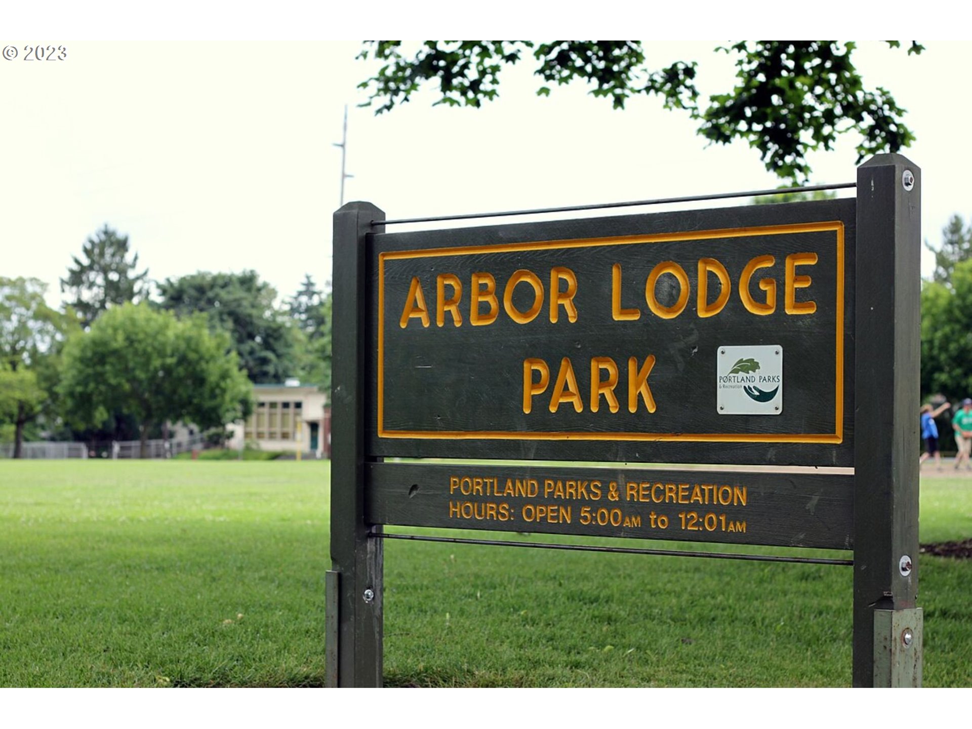 2905 N KILLINGSWORTH ST