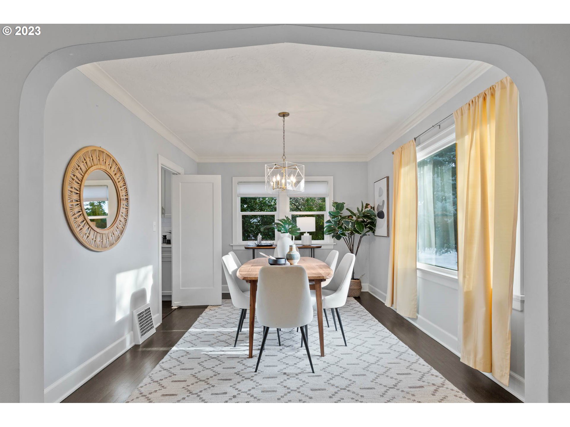 2905 N KILLINGSWORTH ST