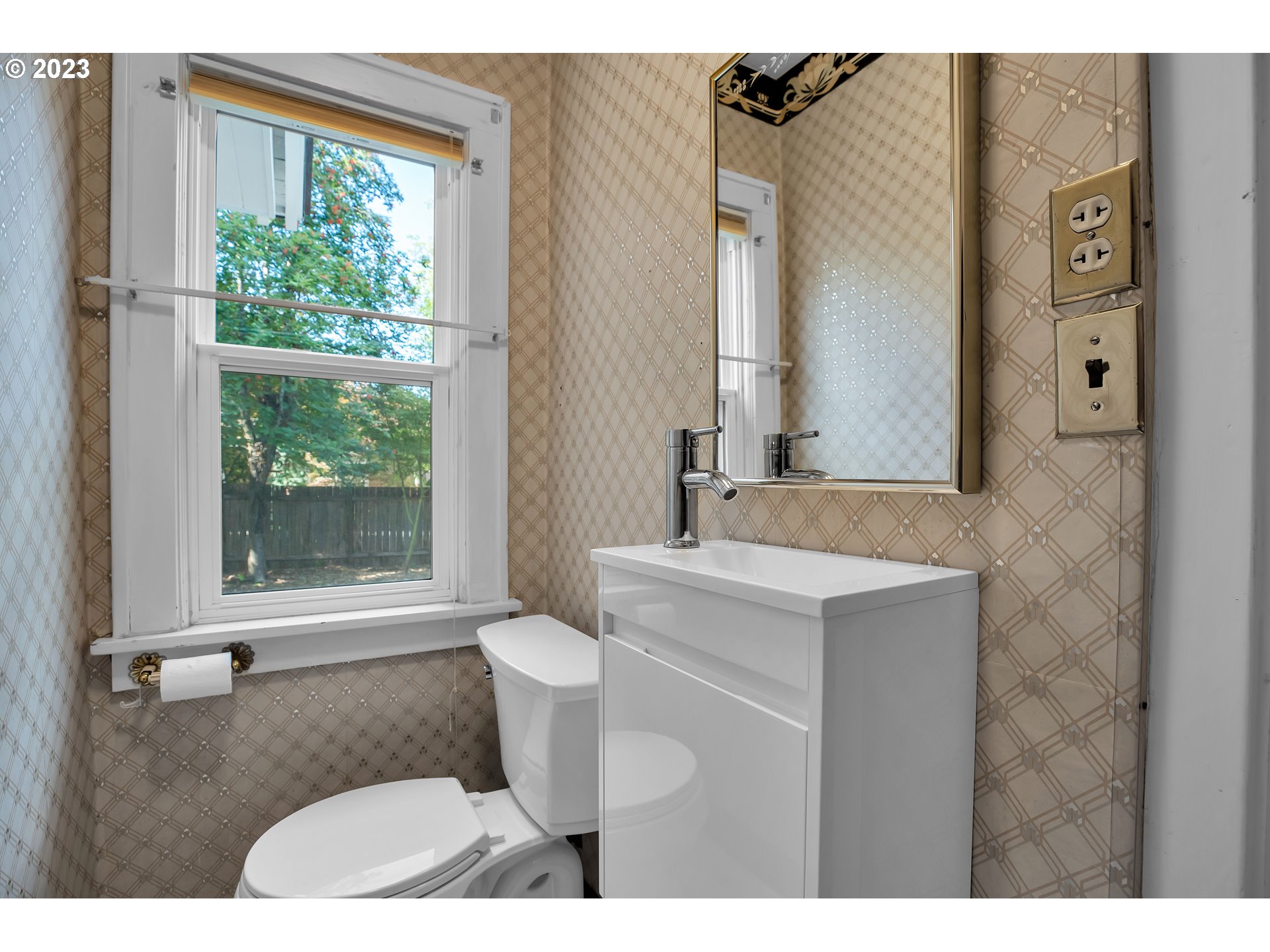 11381 SE LINWOOD AVE