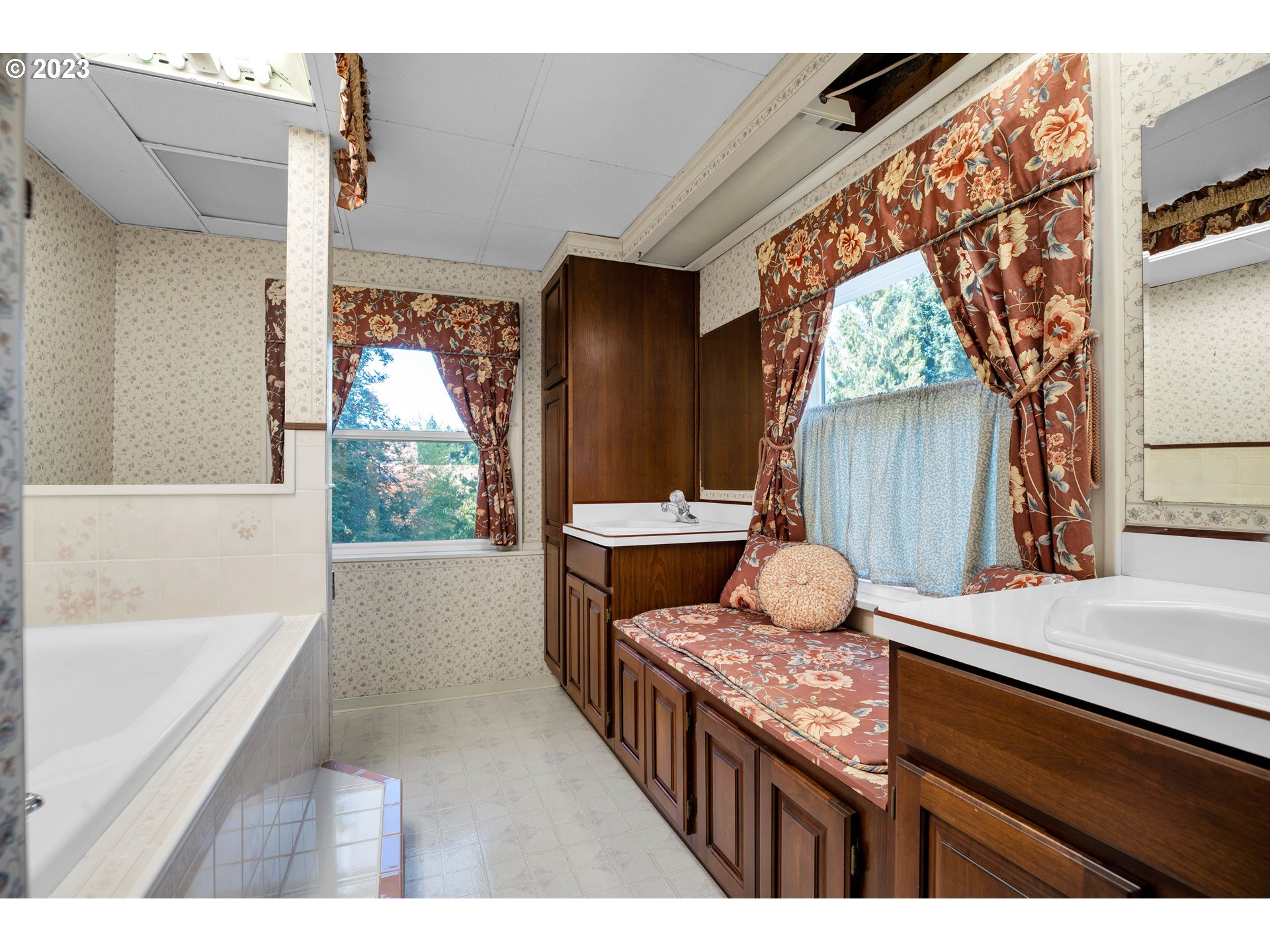 11381 SE LINWOOD AVE