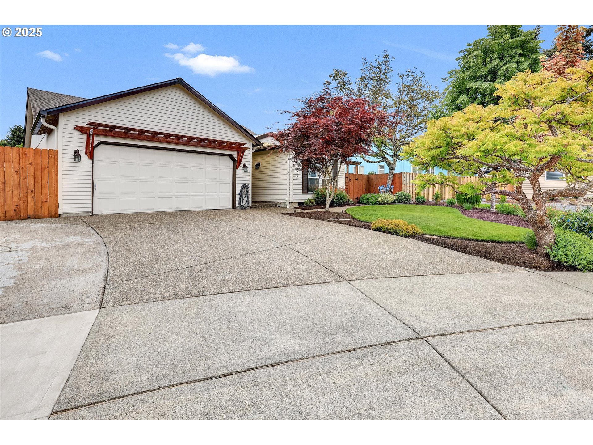 1366 SE 73RD CT