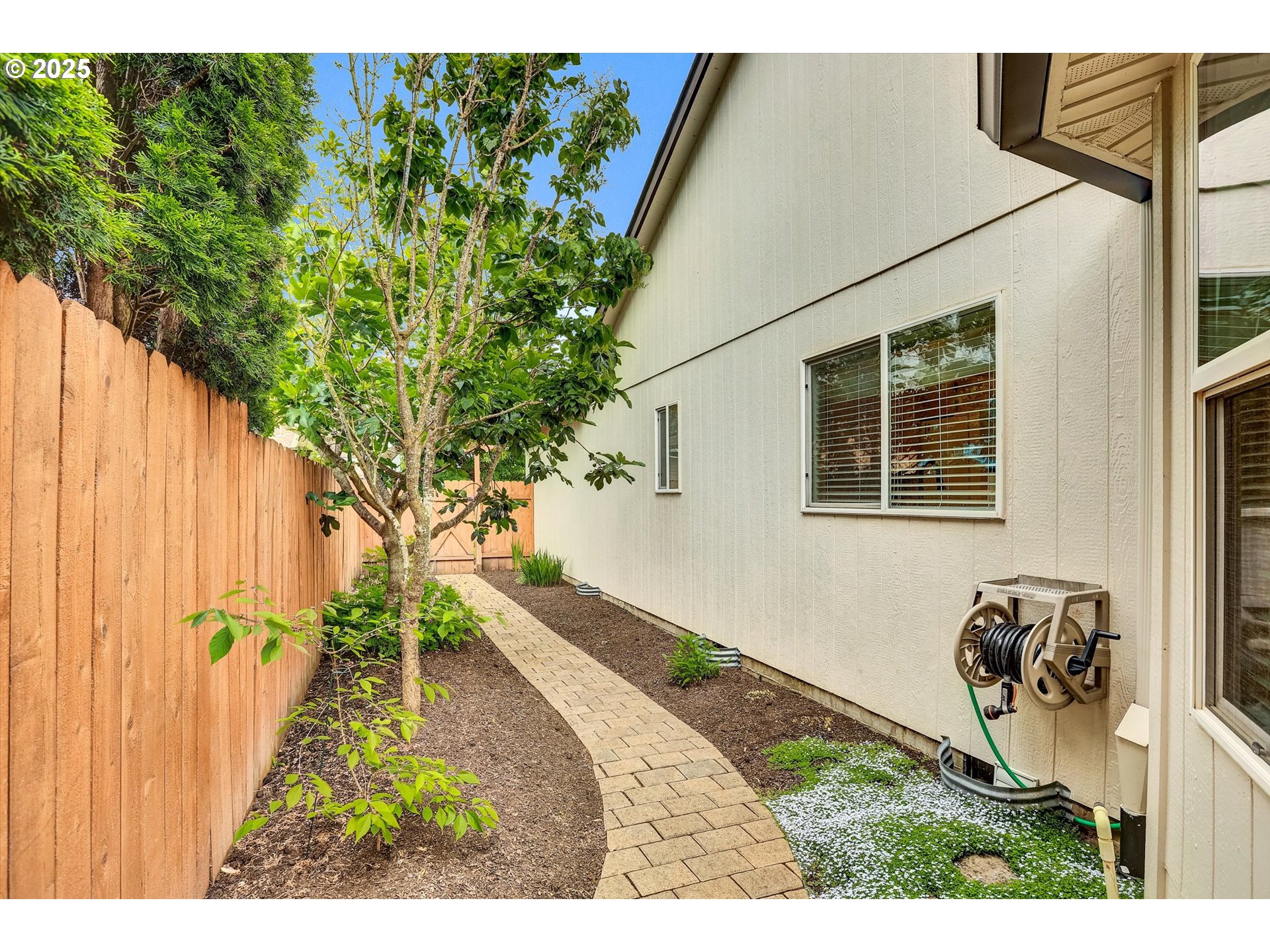 1366 SE 73RD CT