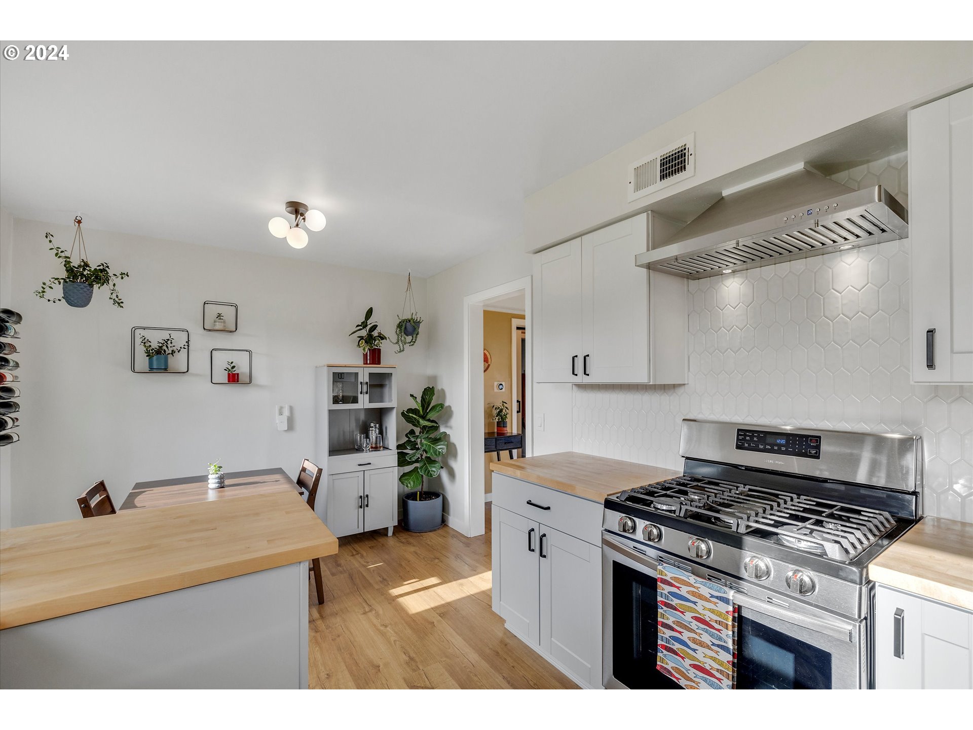 16428 SE WOODWARD ST