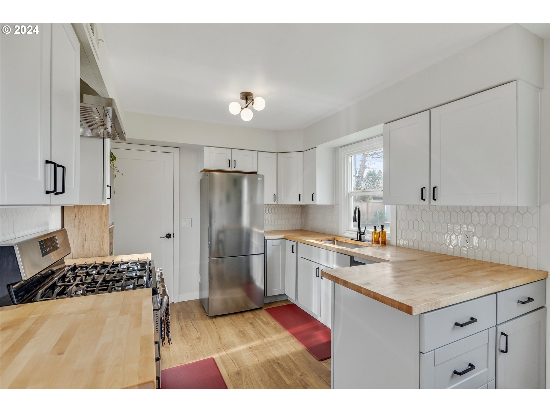 16428 SE WOODWARD ST