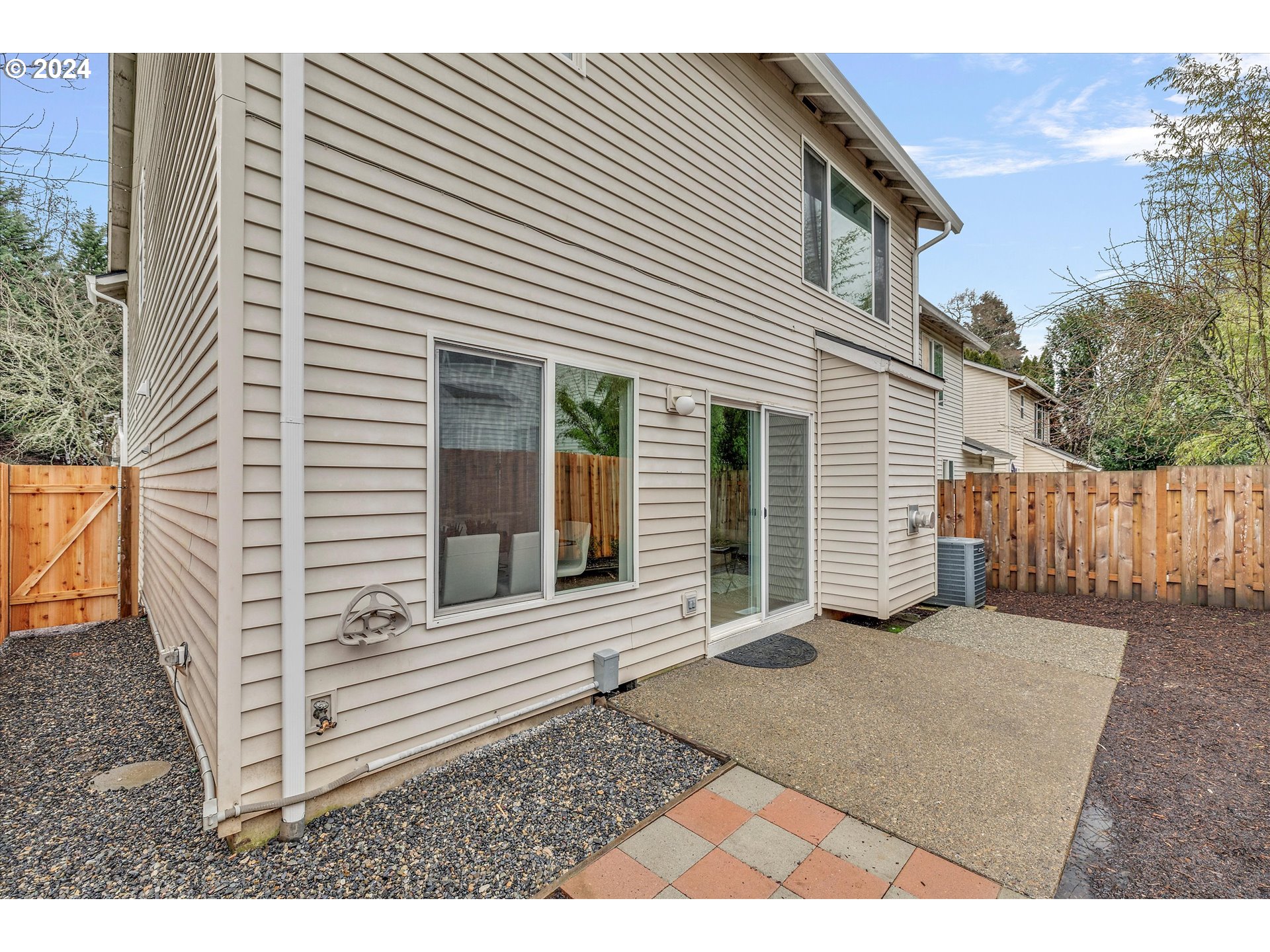 10376 SW FRANKLIN LN