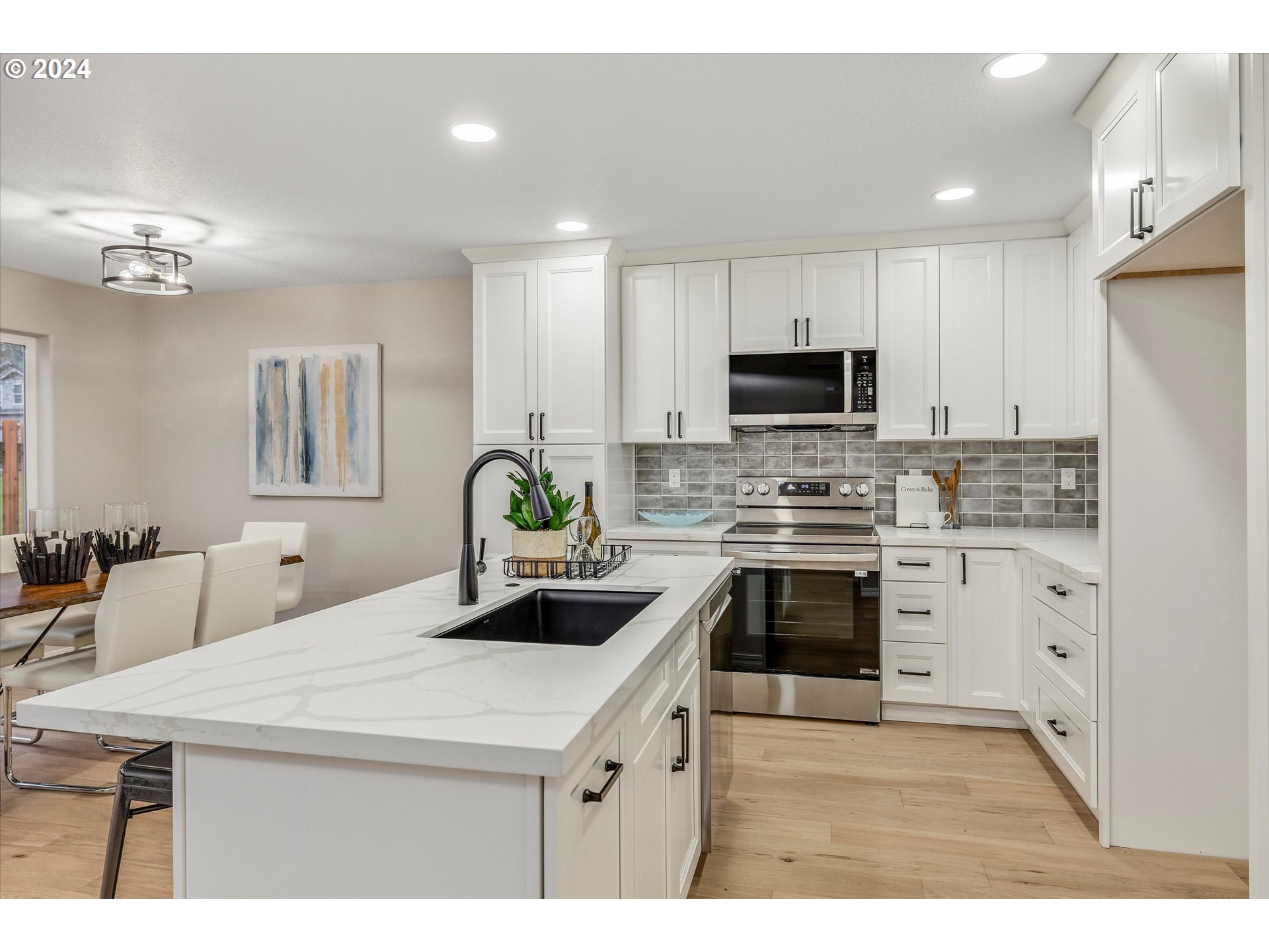 10376 SW FRANKLIN LN