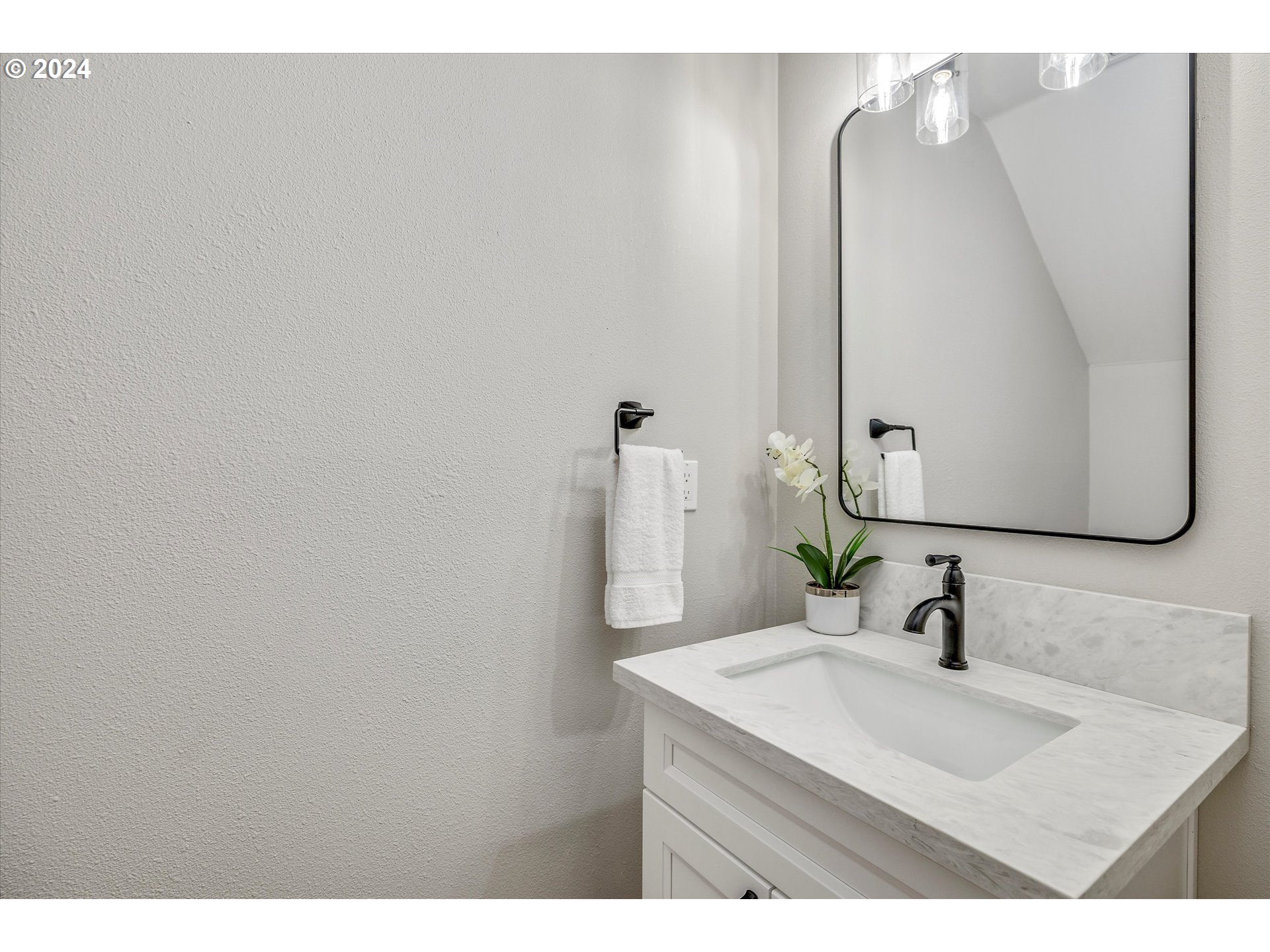 10376 SW FRANKLIN LN