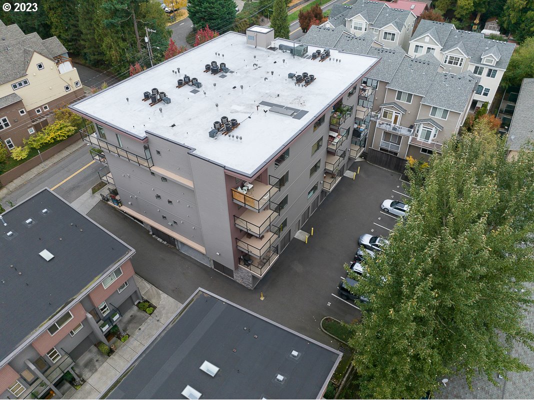 7910 SW 31ST AVE Unit: 106