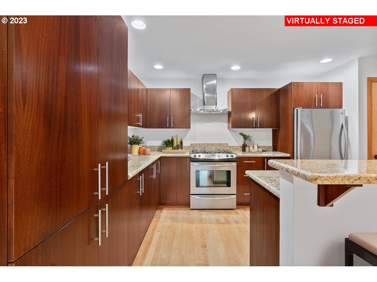 7910 SW 31ST AVE Unit: 106