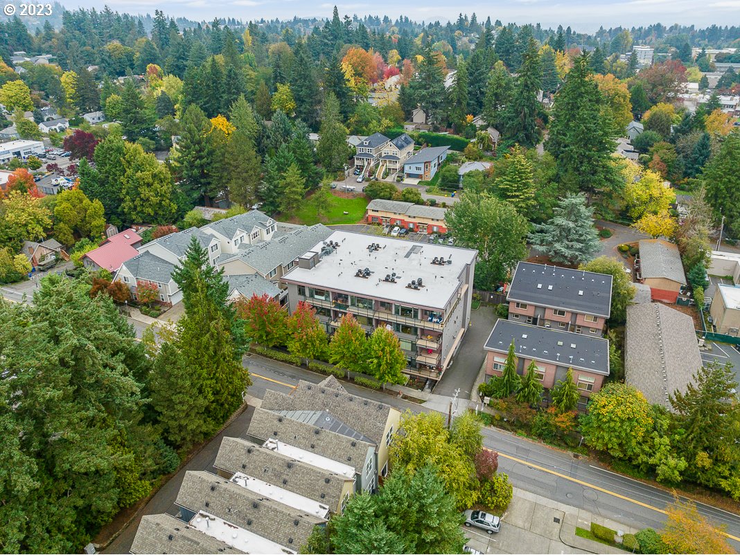 7910 SW 31ST AVE Unit: 106