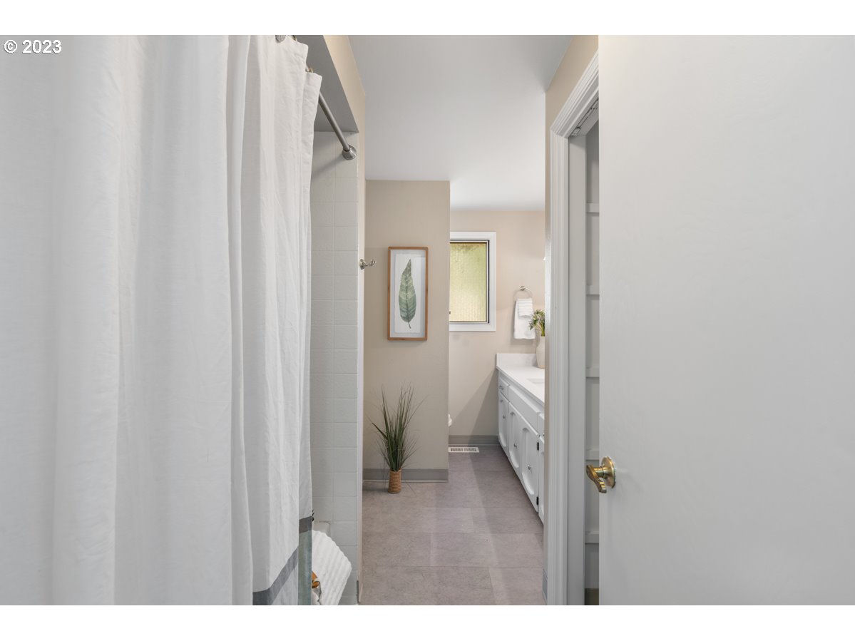 4960 SE CASA DEL REY DR