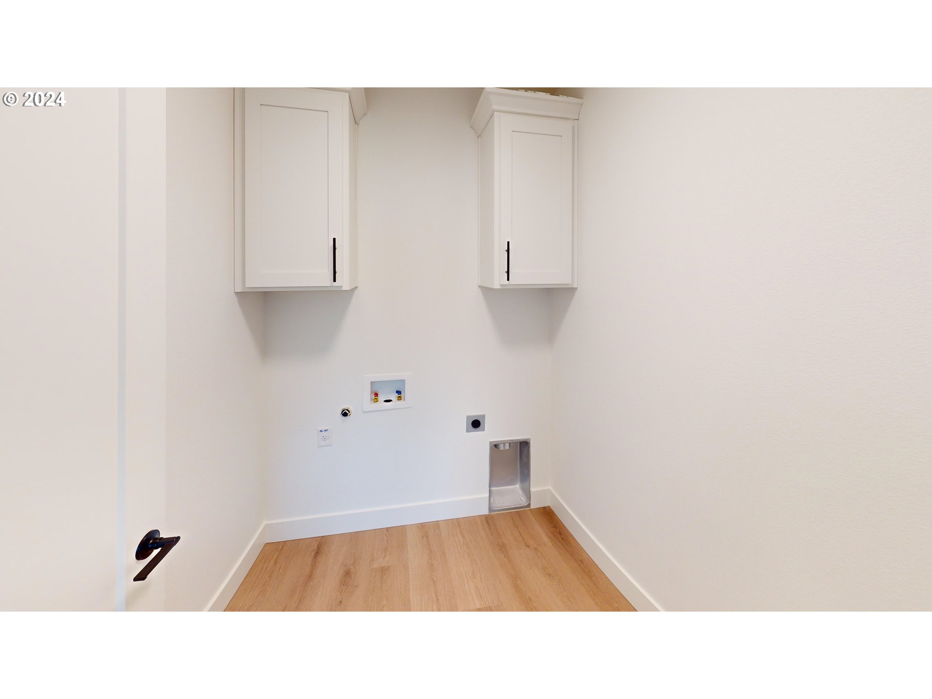 948 NE 17TH AVE L 28