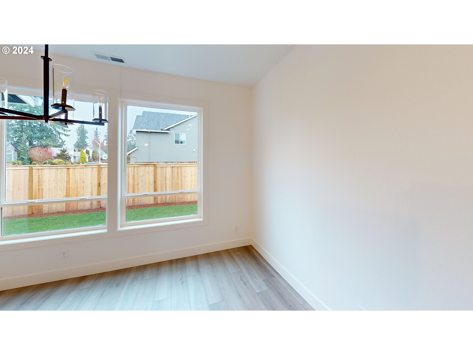 948 NE 17TH AVE L 28