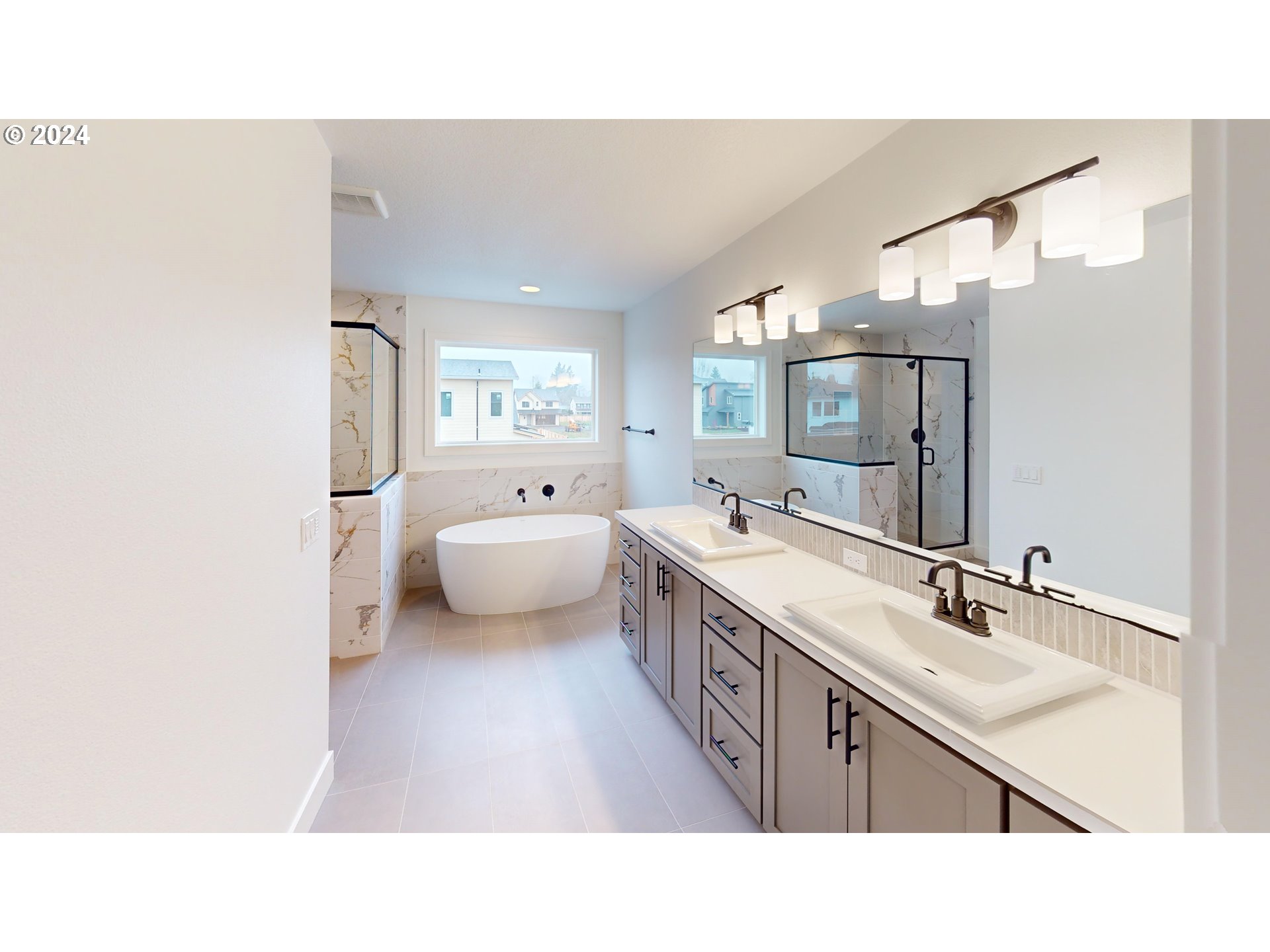 948 NE 17TH AVE L 28