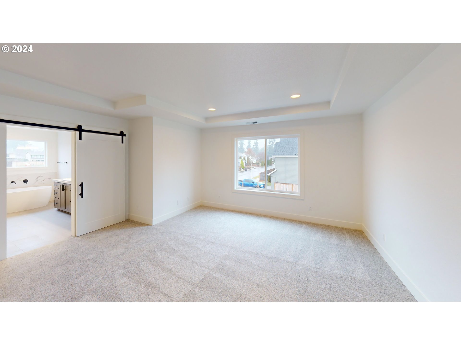 948 NE 17TH AVE L 28