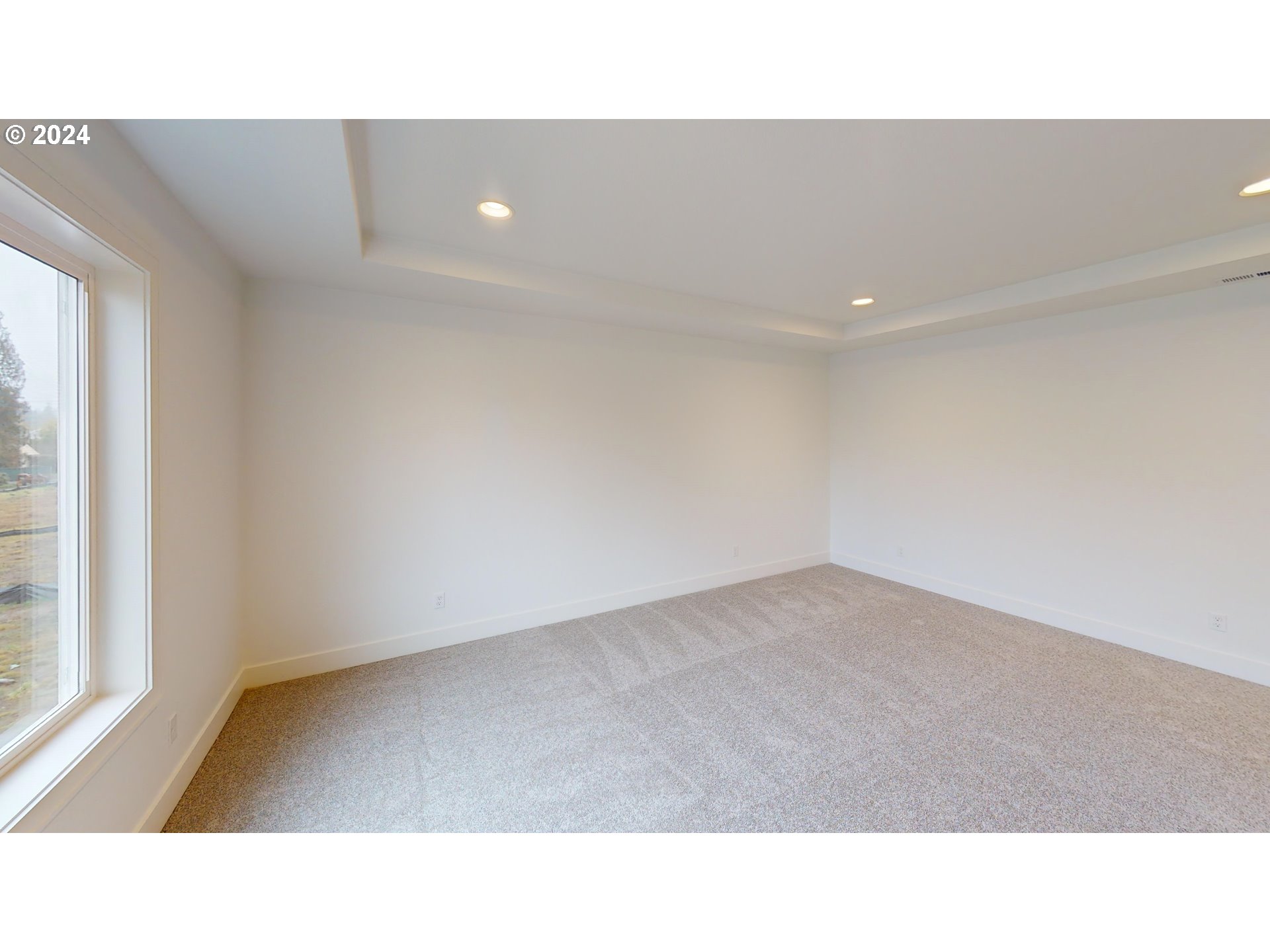 948 NE 17TH AVE L 28