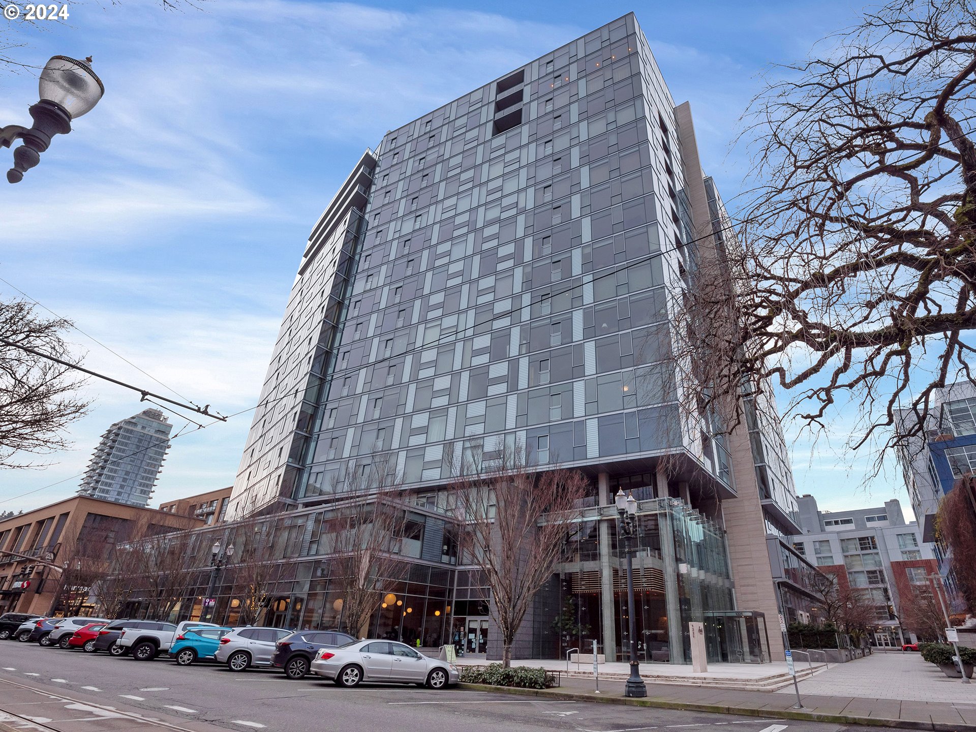 1221 SW 10TH AVE 1306