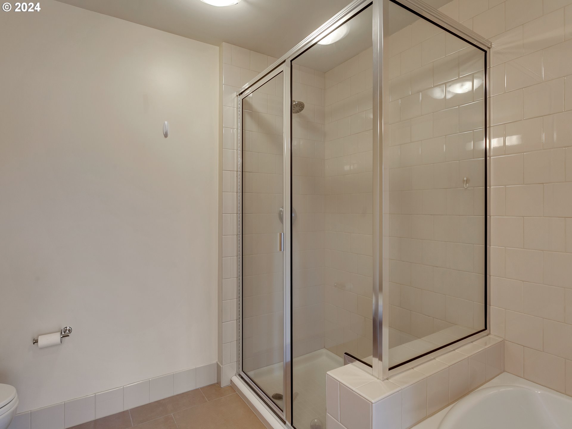 1221 SW 10TH AVE 1306