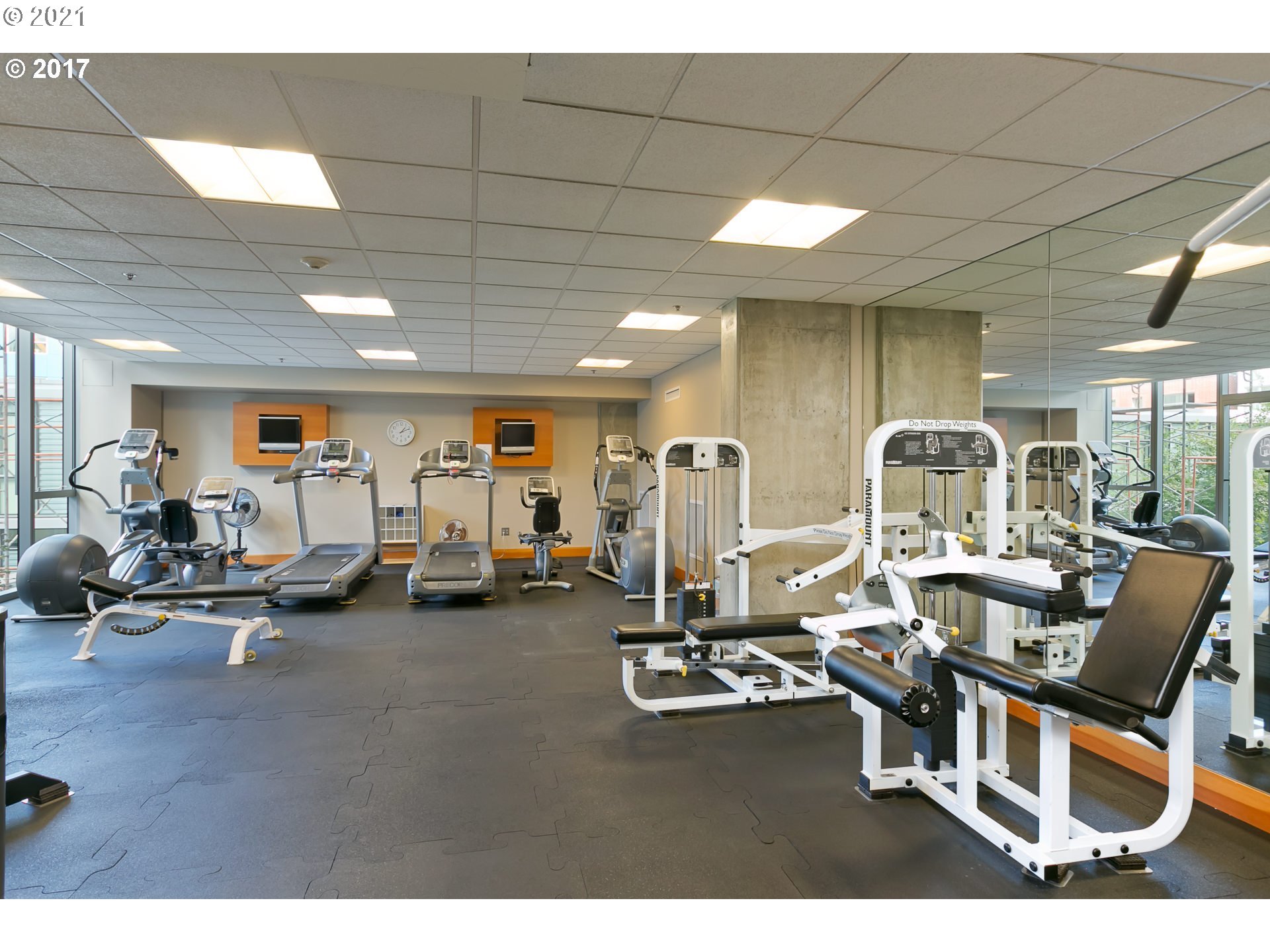 1221 SW 10TH AVE 1306