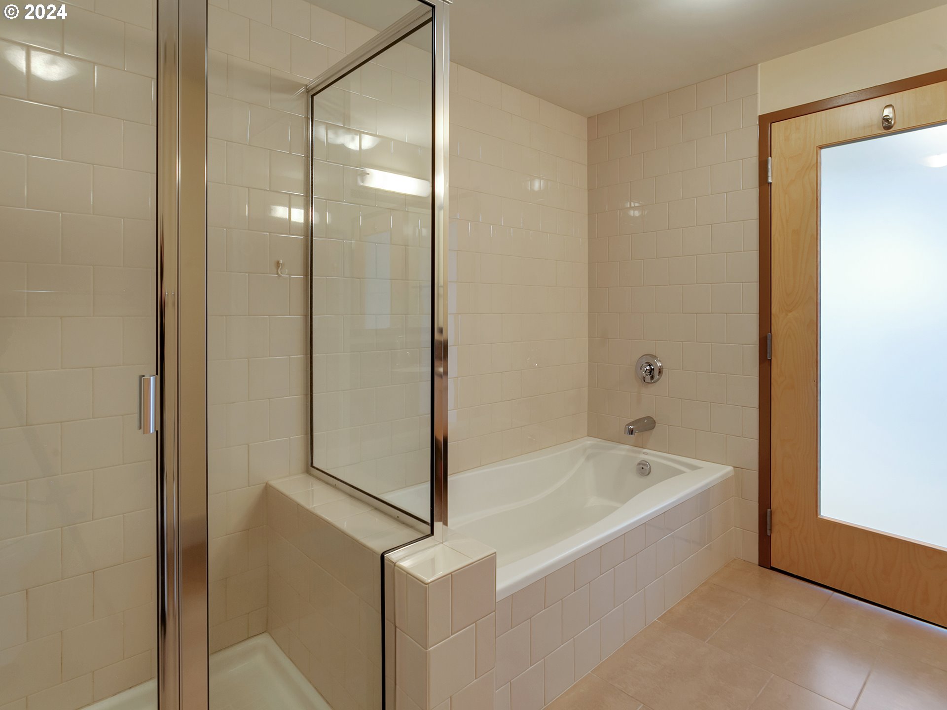 1221 SW 10TH AVE 1306