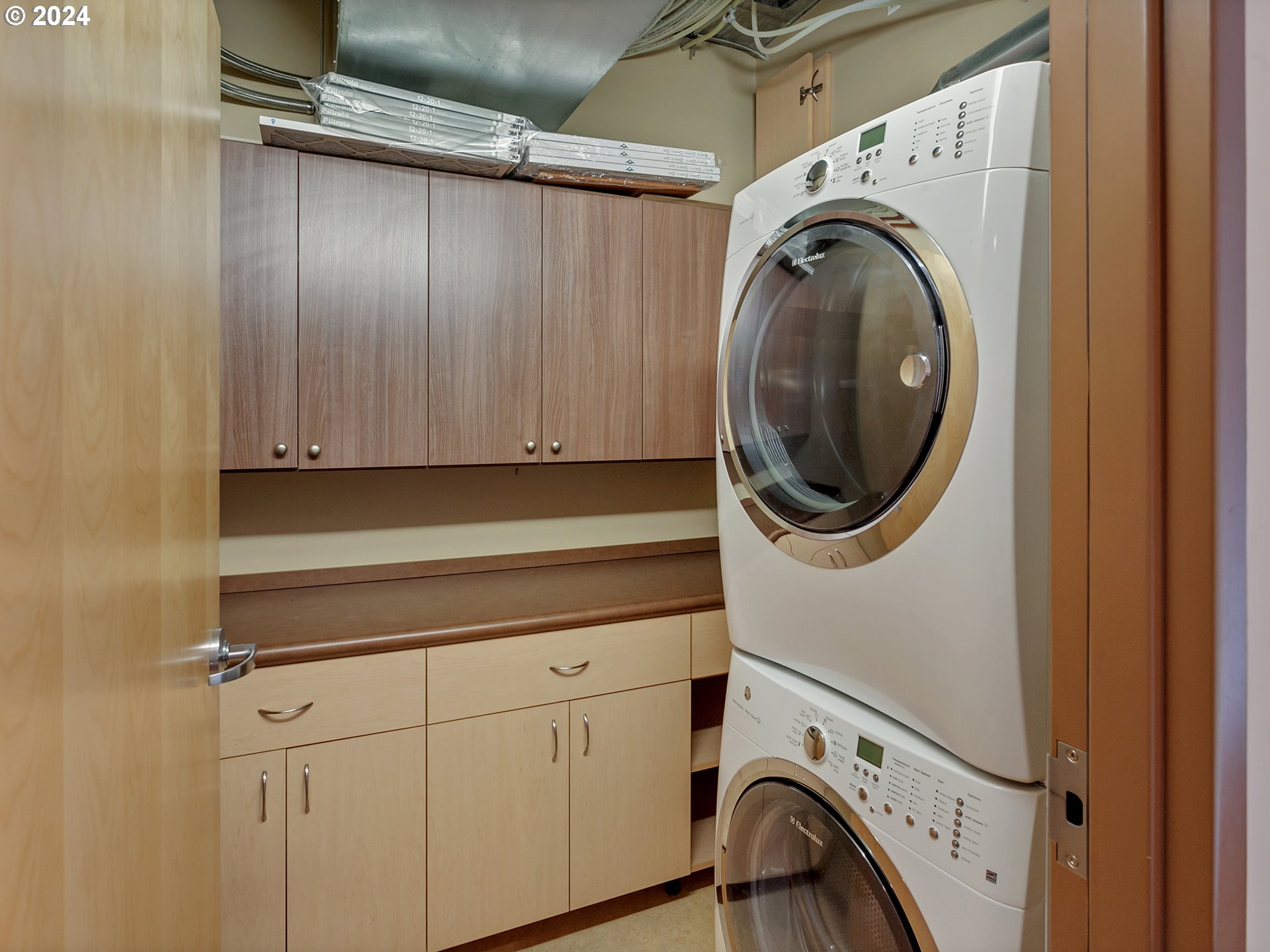 1221 SW 10TH AVE 1306