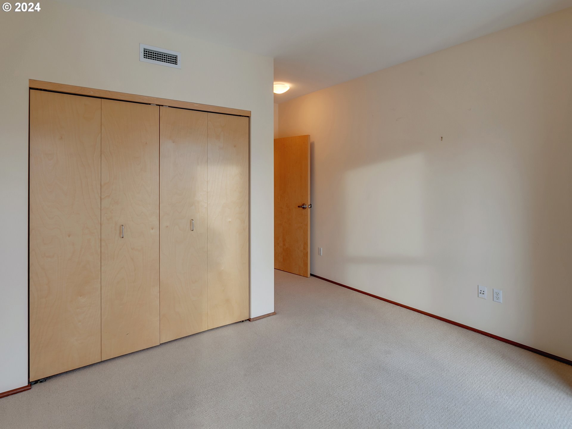 1221 SW 10TH AVE 1306