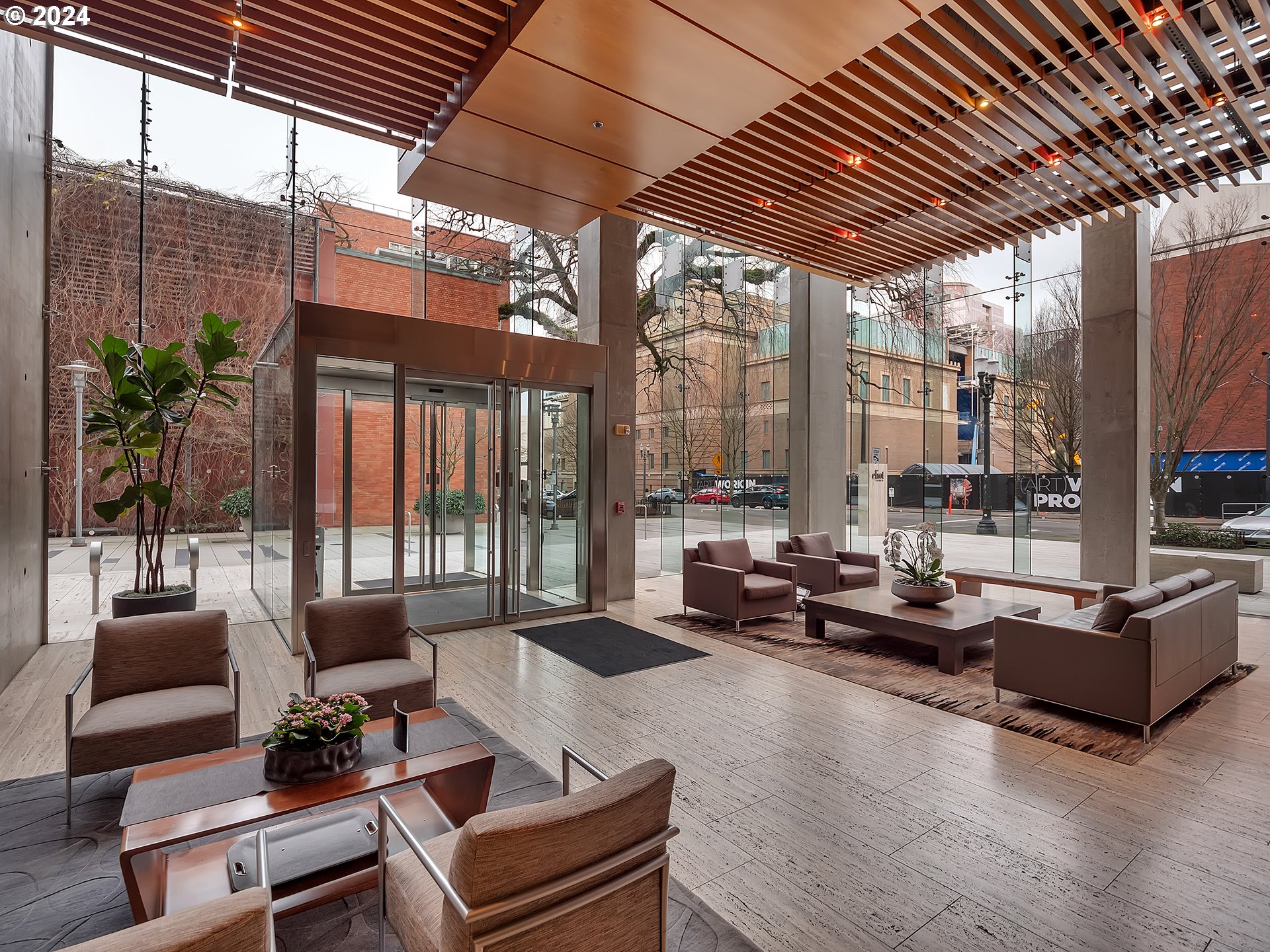 1221 SW 10TH AVE 1306