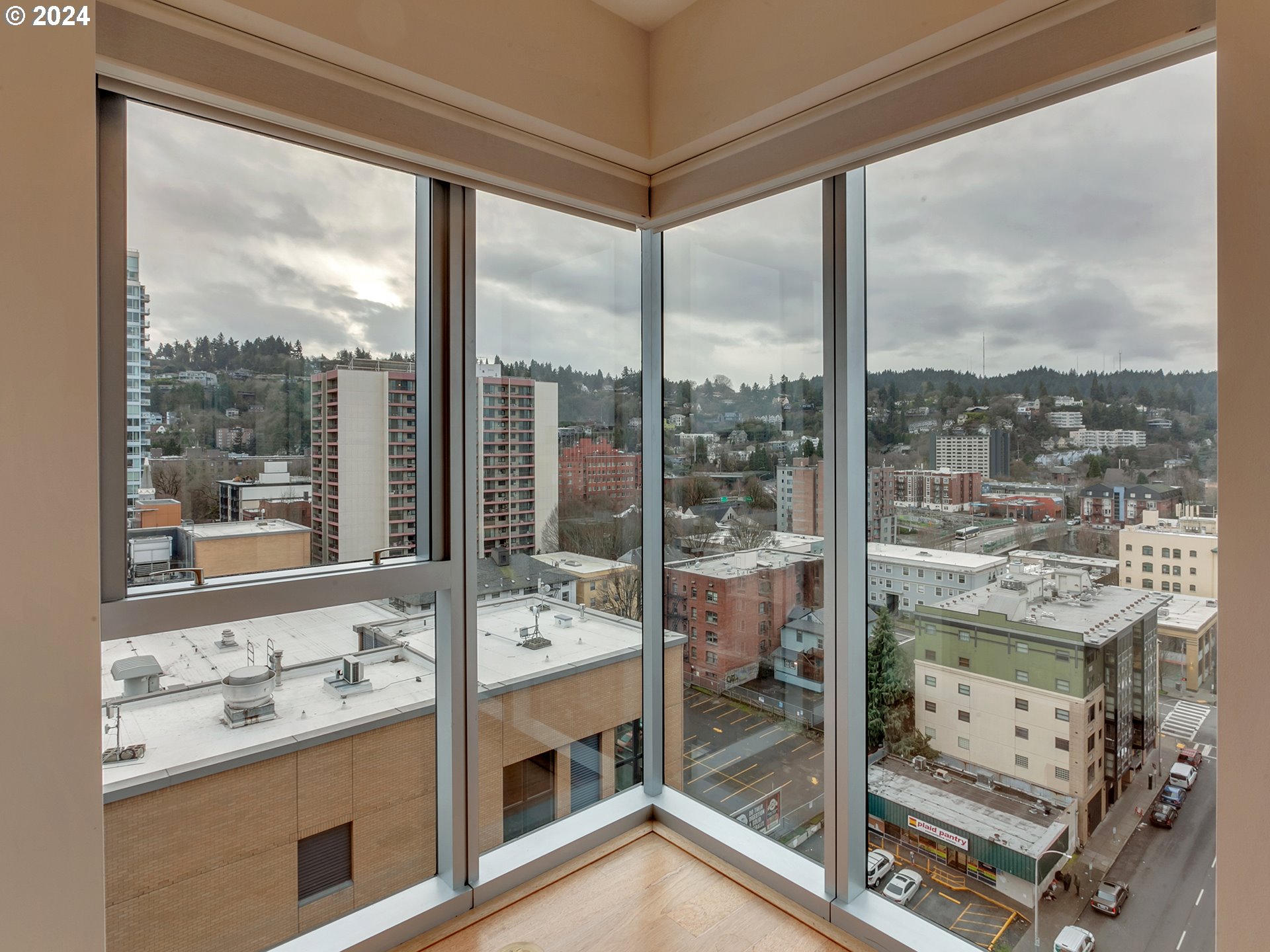 1221 SW 10TH AVE 1306