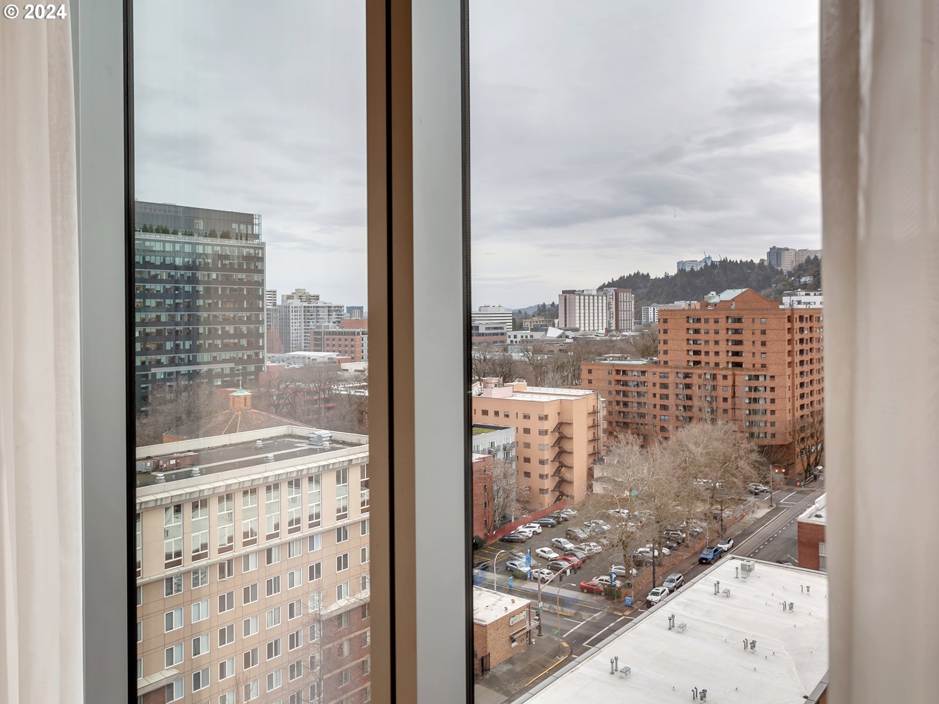 1221 SW 10TH AVE 1306