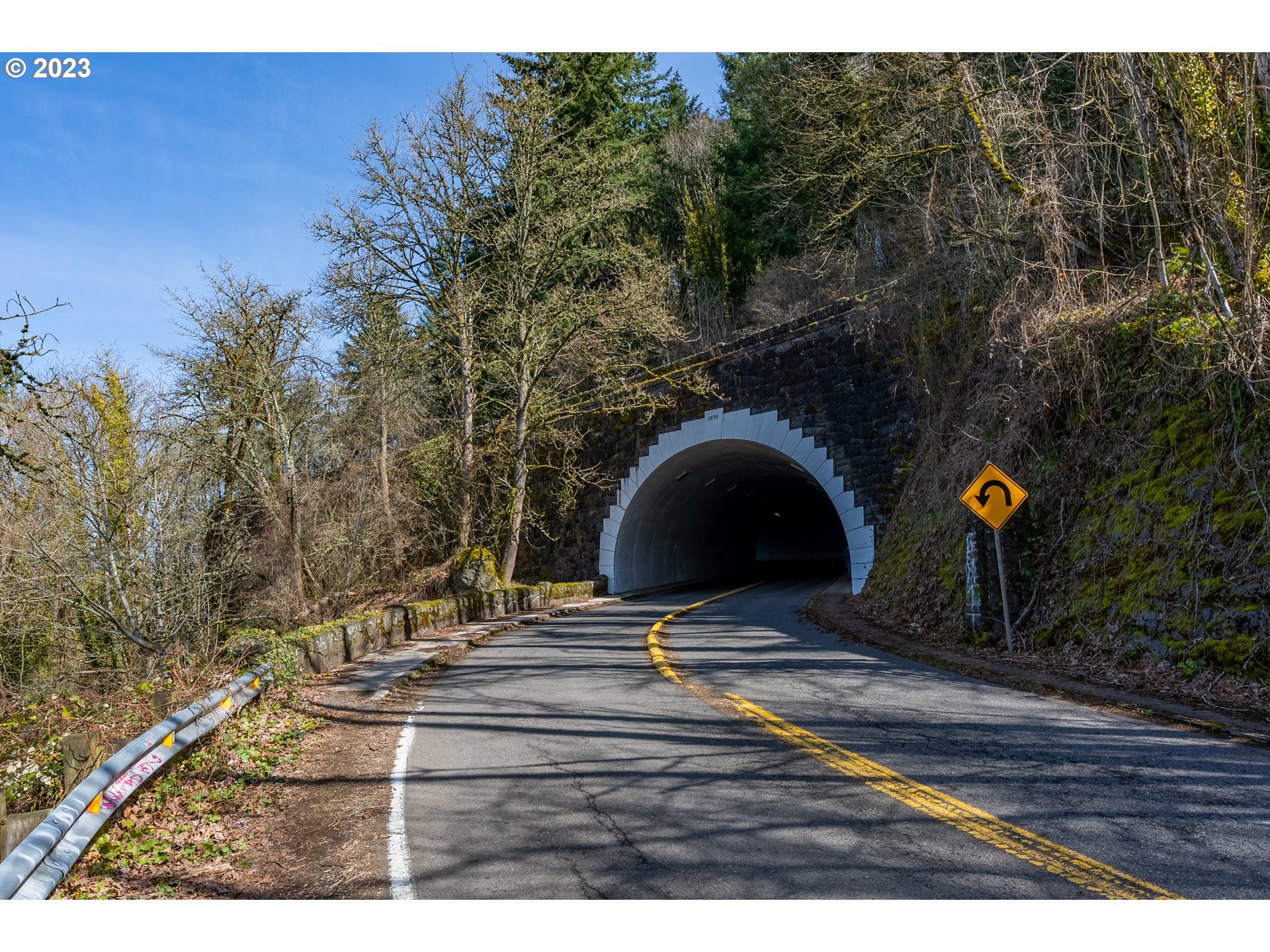 NE ROCKY BUTTE RD