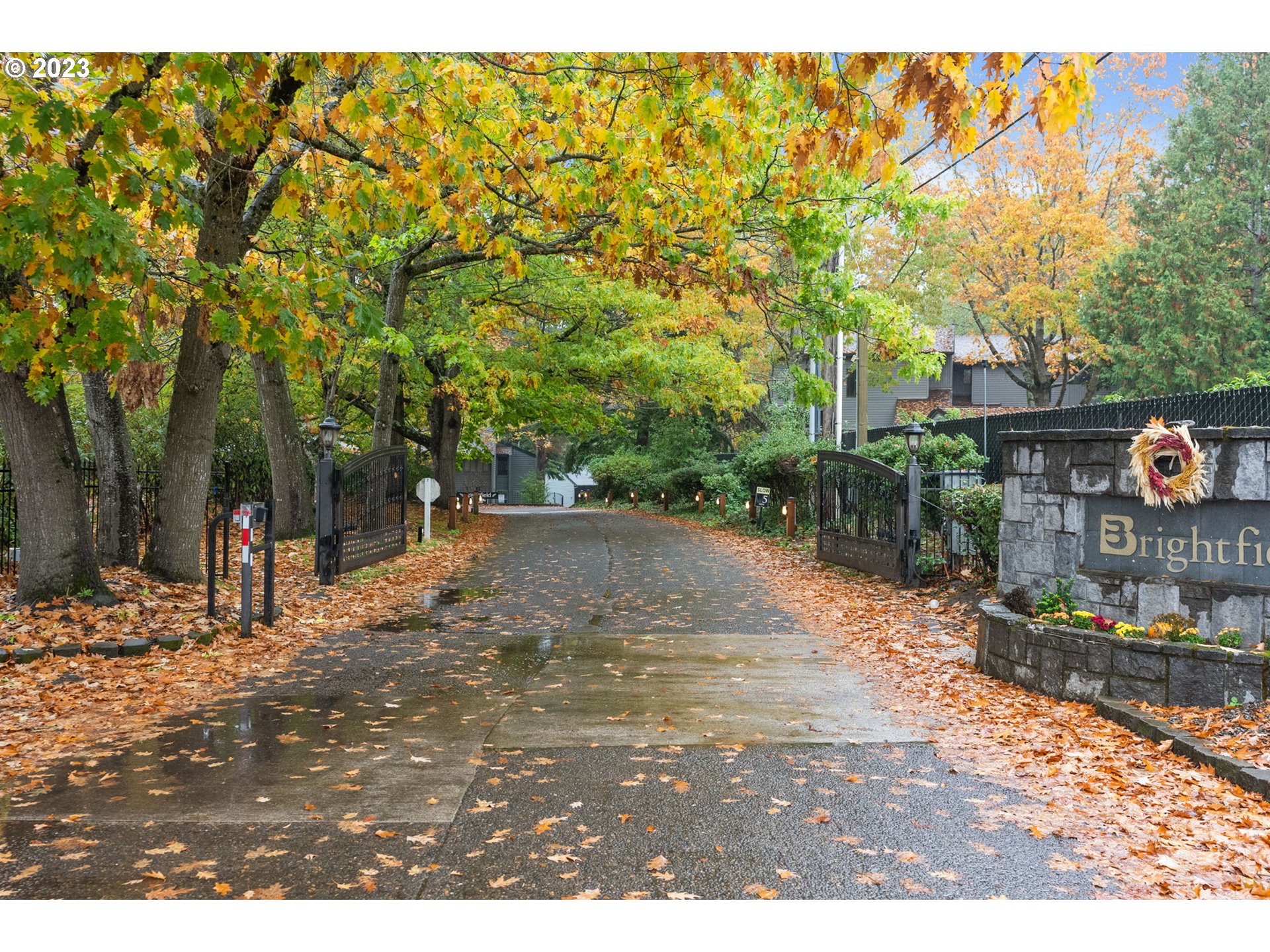 8739 SW BRIGHTFIELD CIR