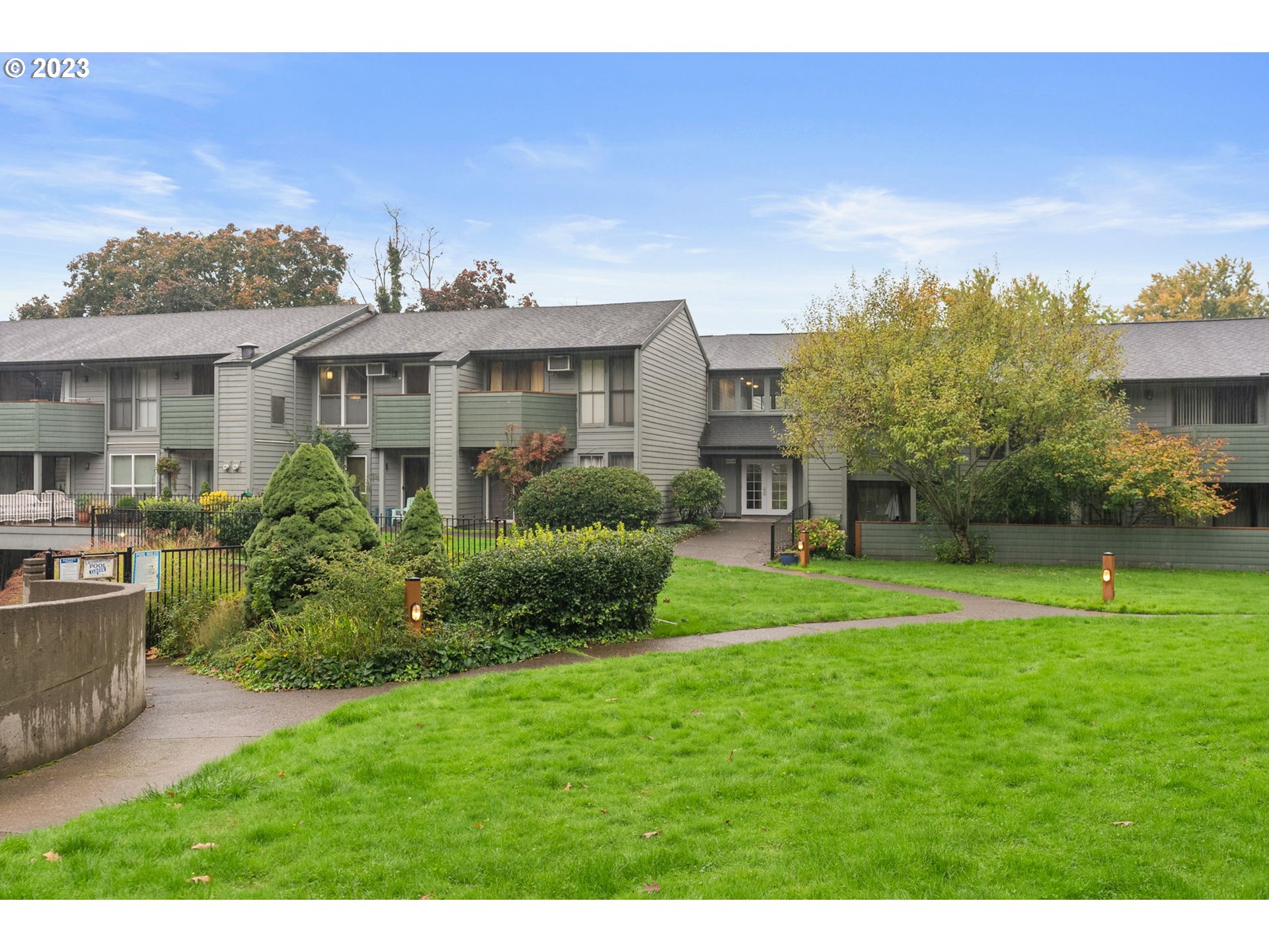 8739 SW BRIGHTFIELD CIR