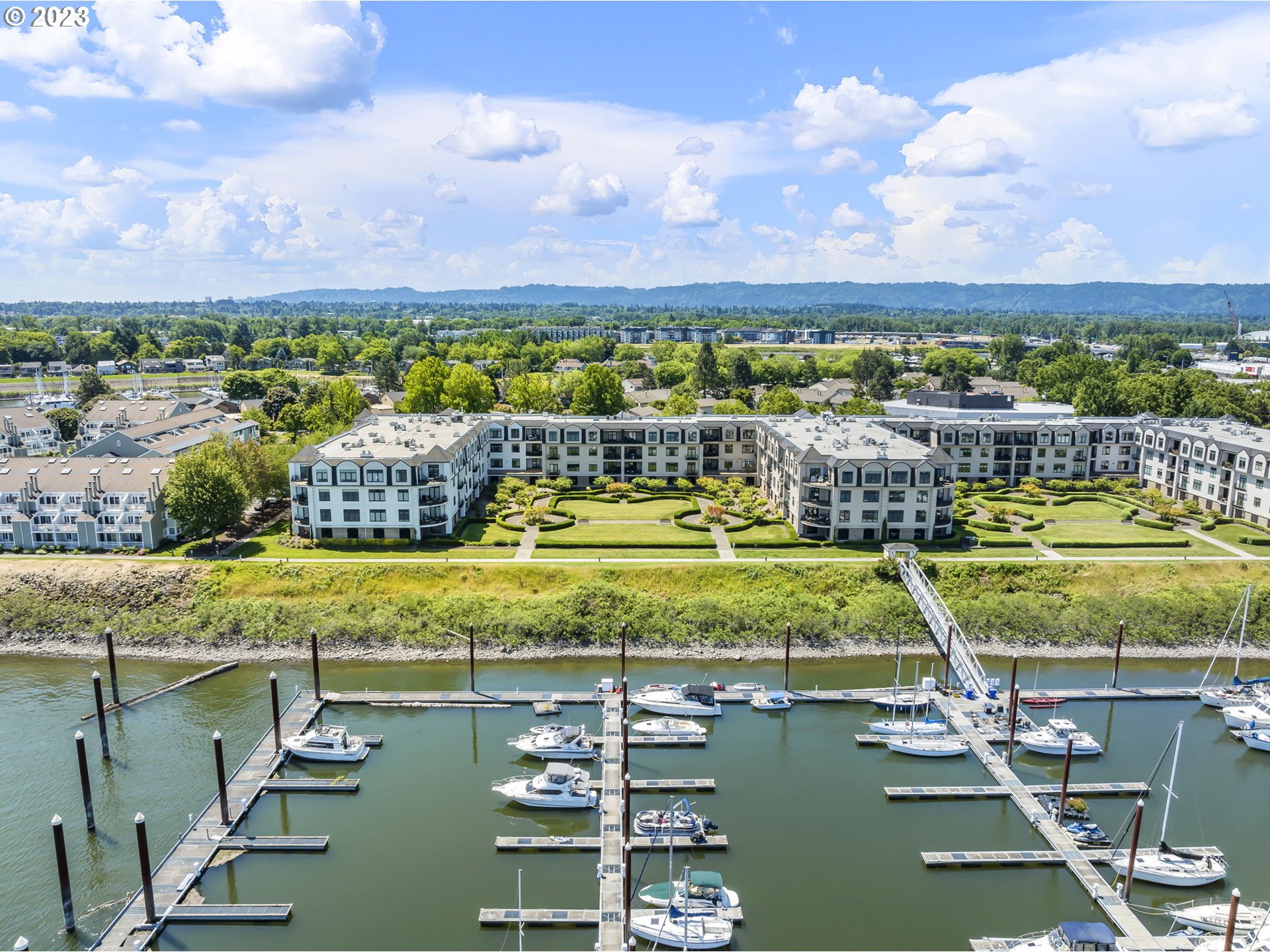 707 N HAYDEN ISLAND DR 327