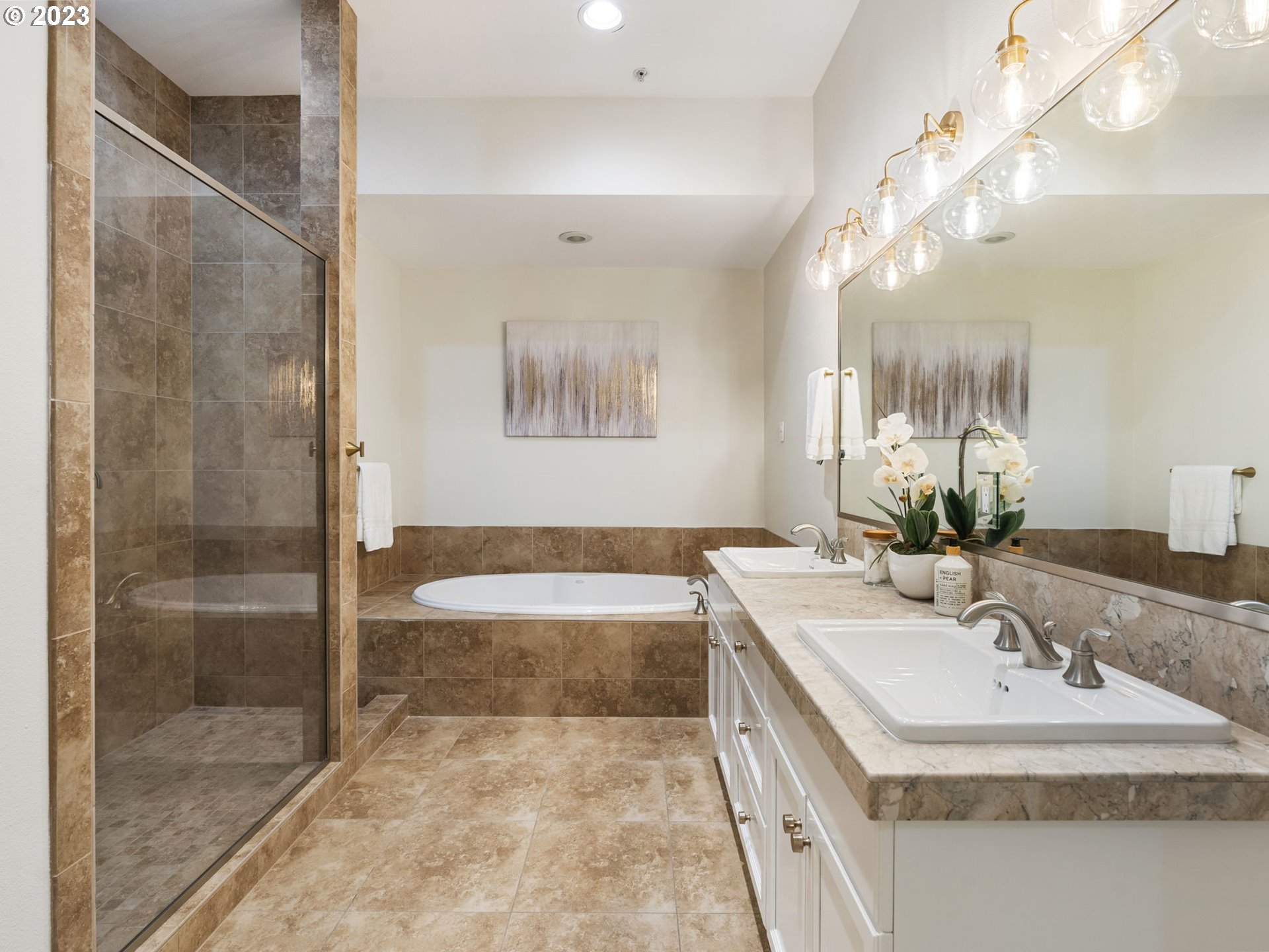 707 N HAYDEN ISLAND DR 327