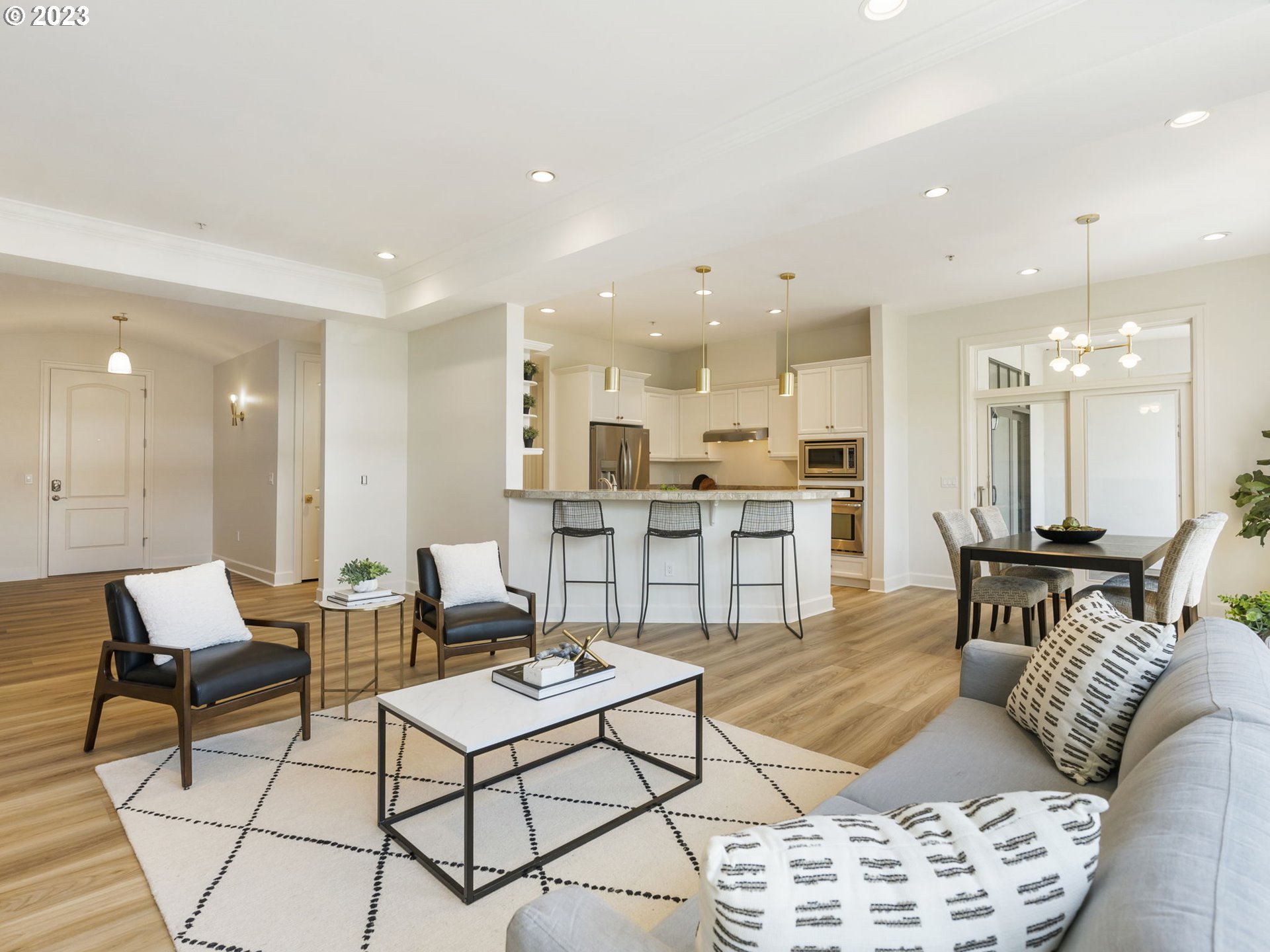 707 N HAYDEN ISLAND DR 327