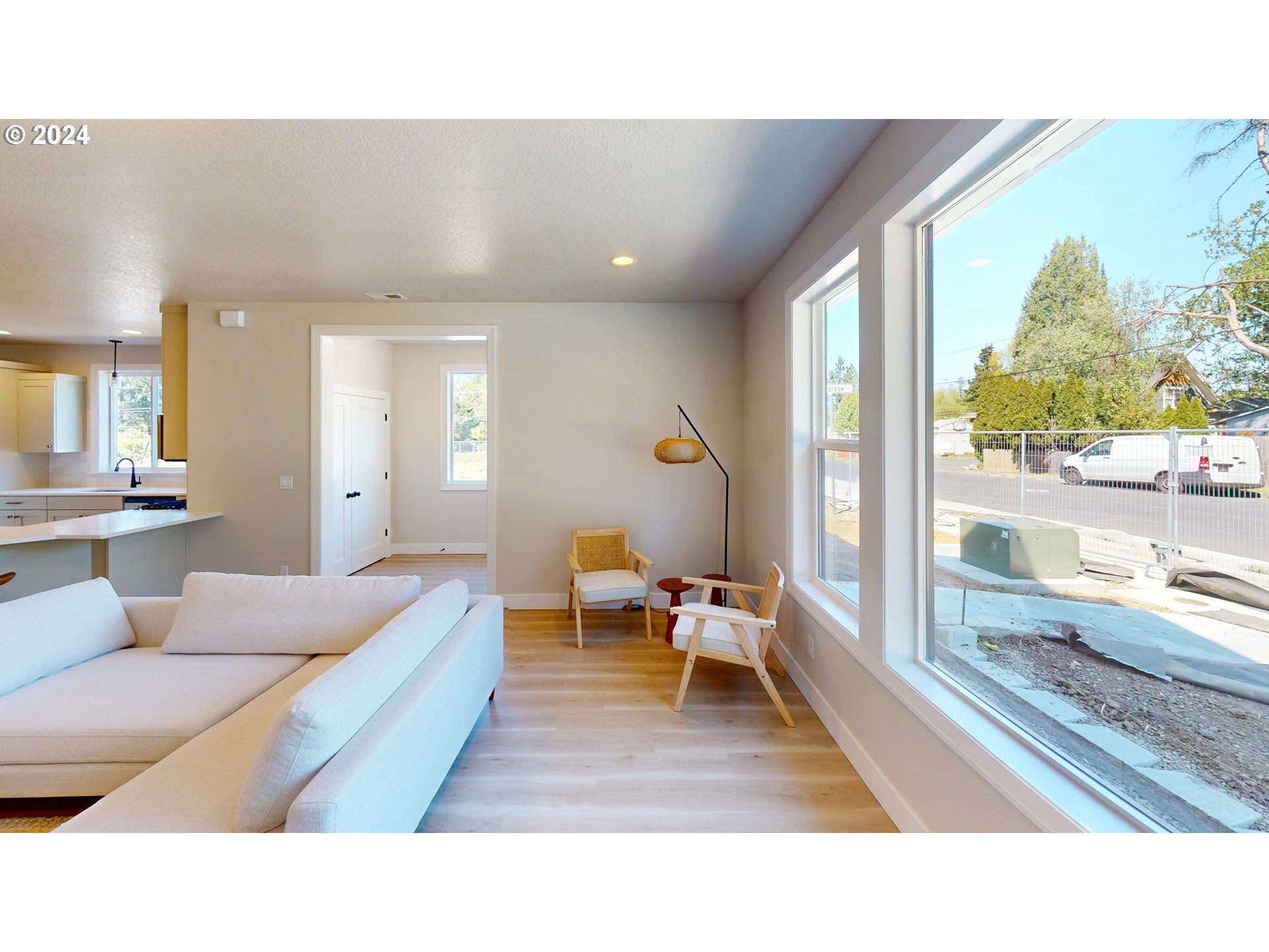 2416 SE Maybrook LN L19A