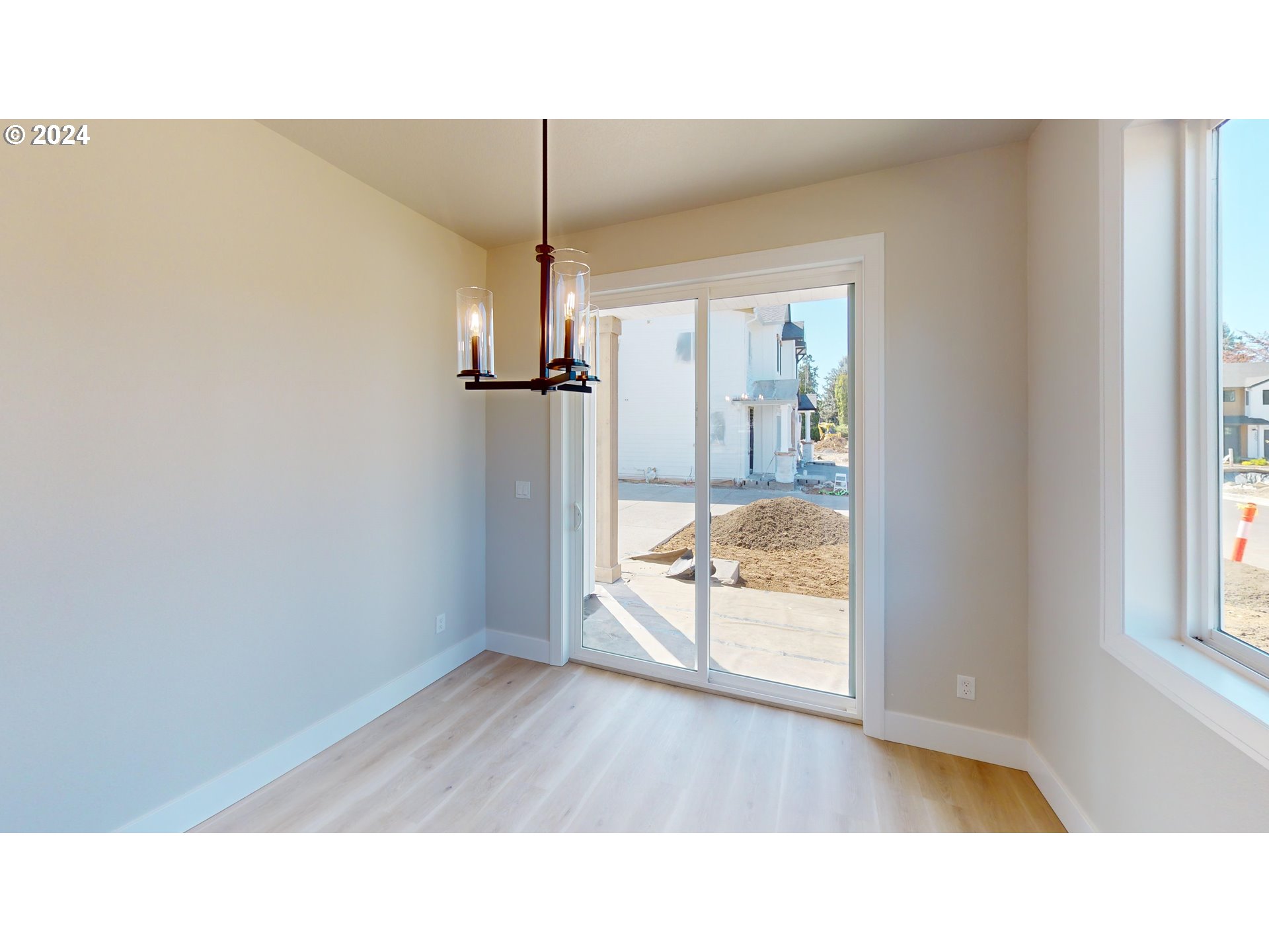 2416 SE Maybrook LN L19A