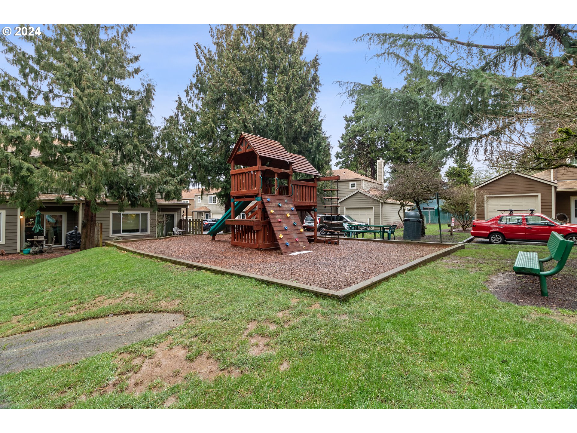 7139 SW SAGERT ST 103