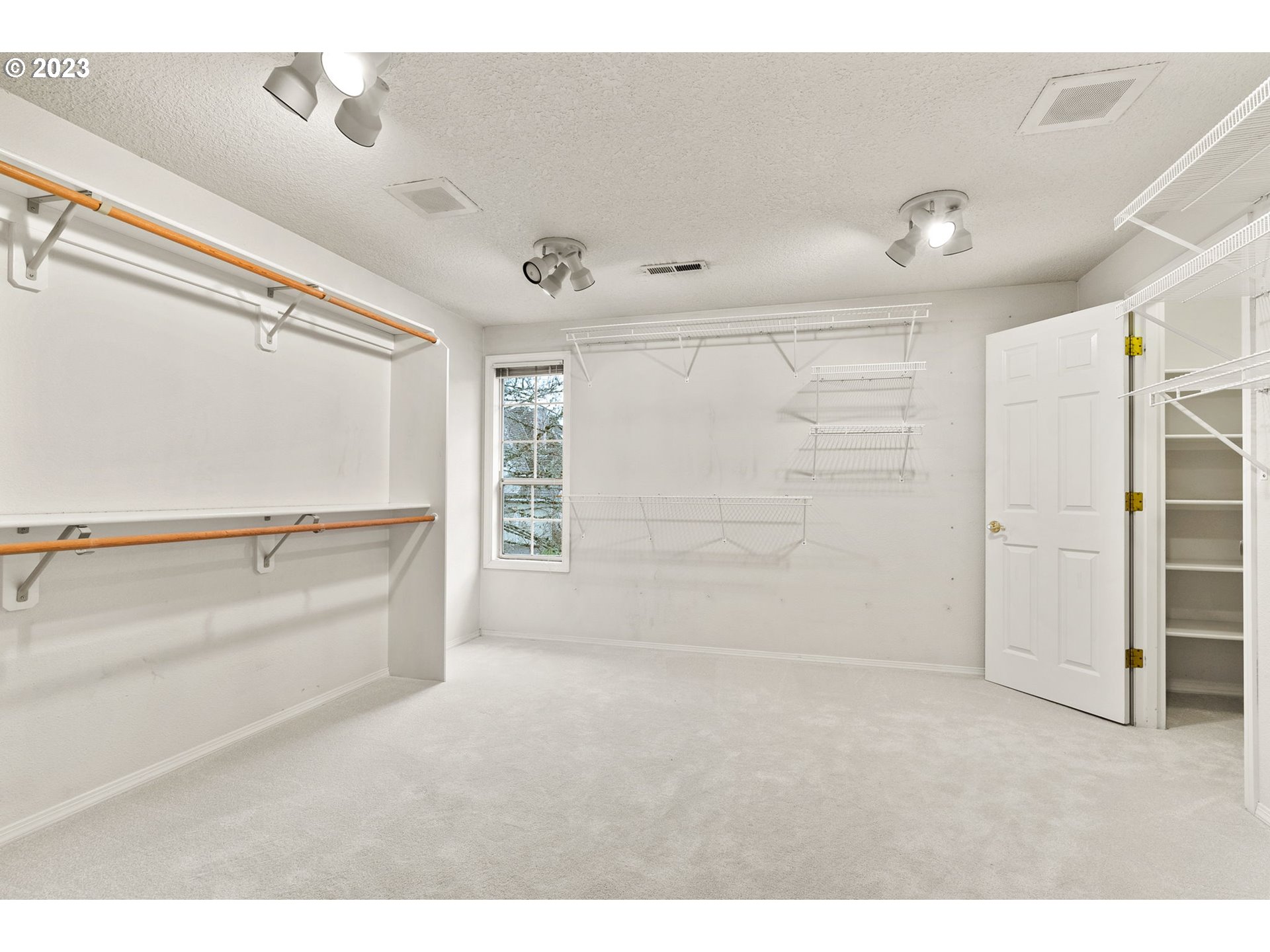 31056 SW COUNTRY VIEW LN