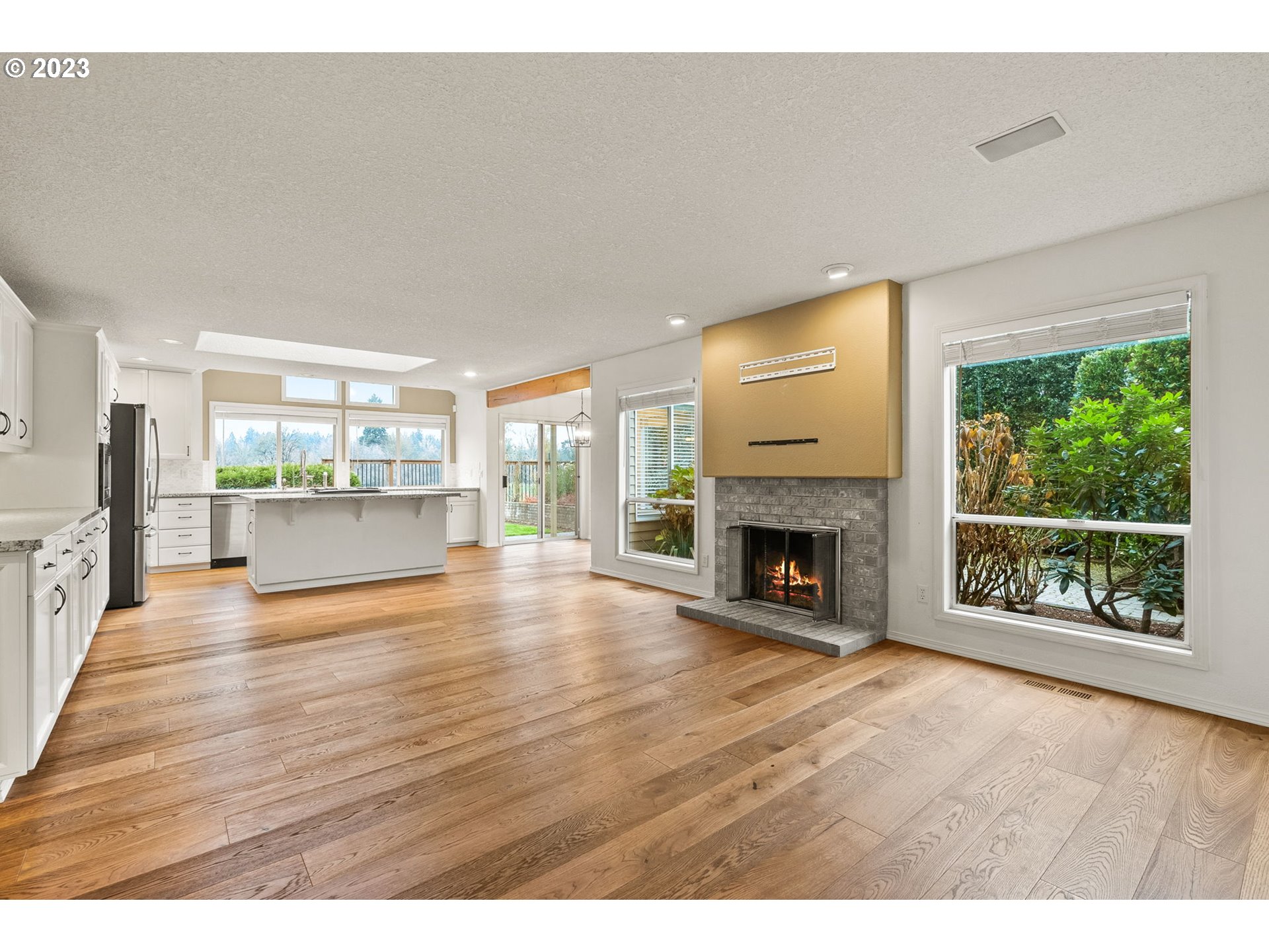 31056 SW COUNTRY VIEW LN