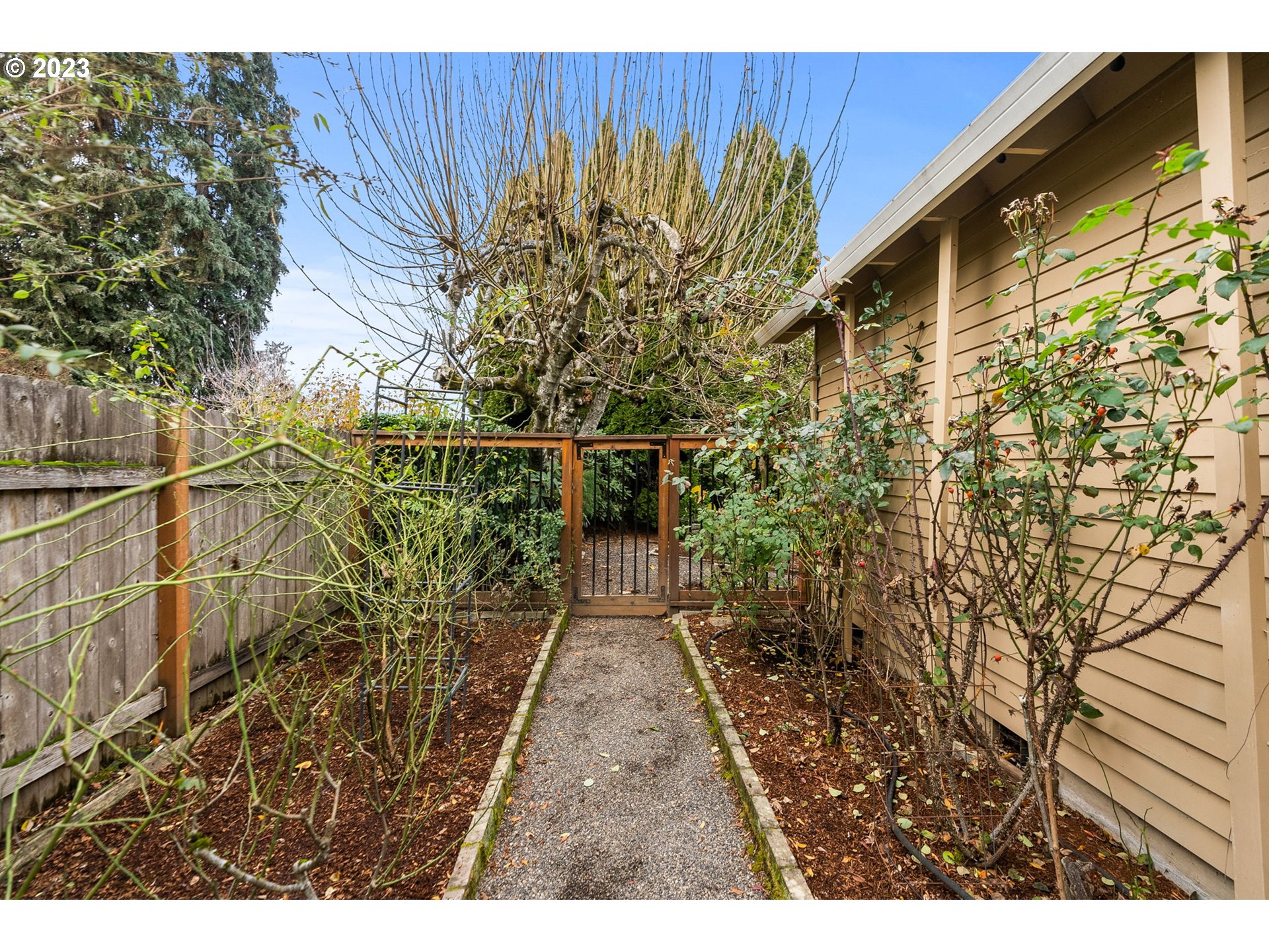 31056 SW COUNTRY VIEW LN