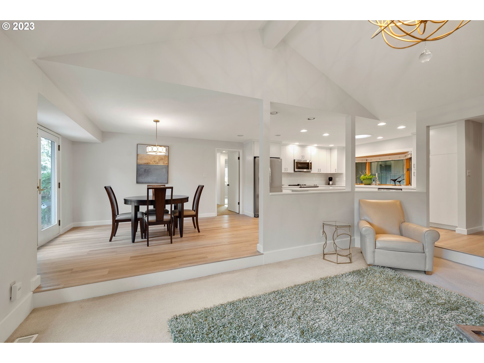 8 HOTSPUR ST