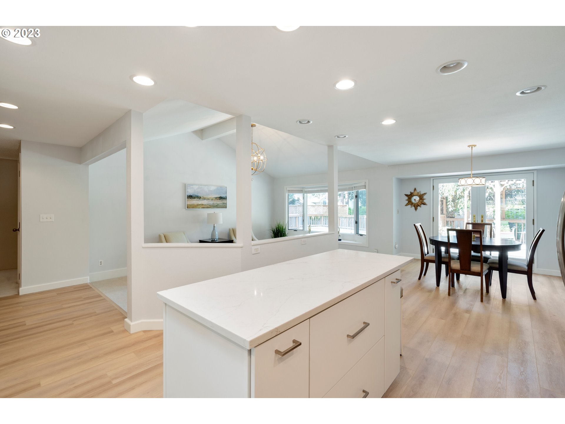 8 HOTSPUR ST
